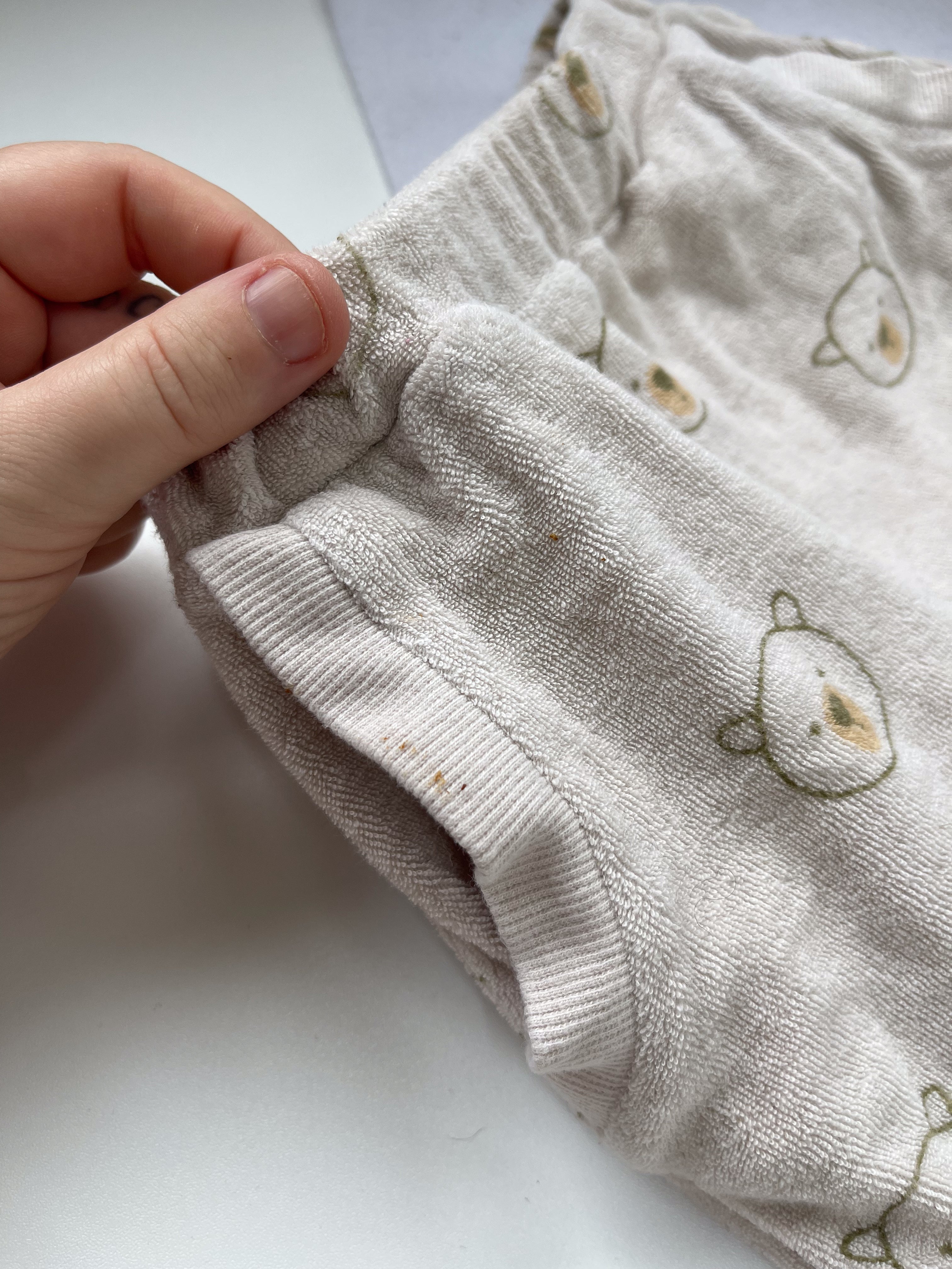 Wilson & Frenchy organic terry shorts (12-18m)