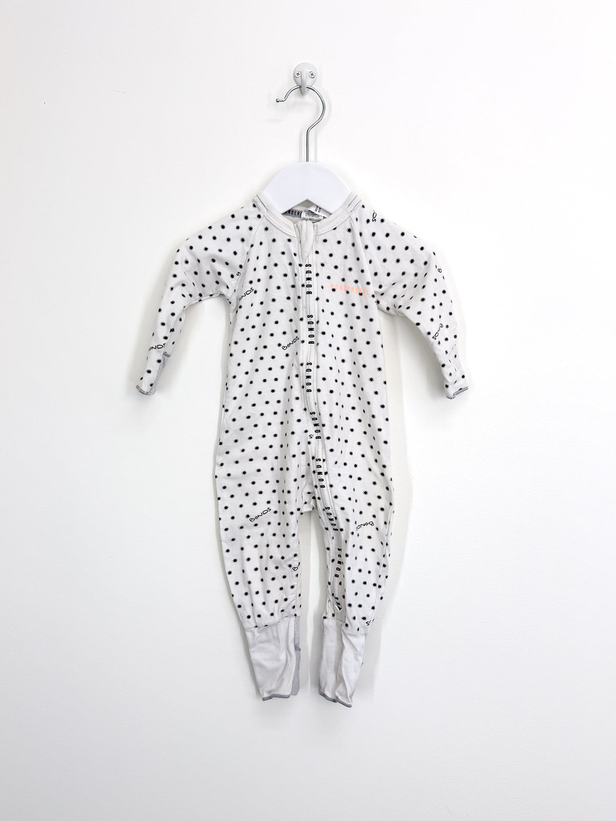 Bonds wondercool wondersuit - white suns (newborn)