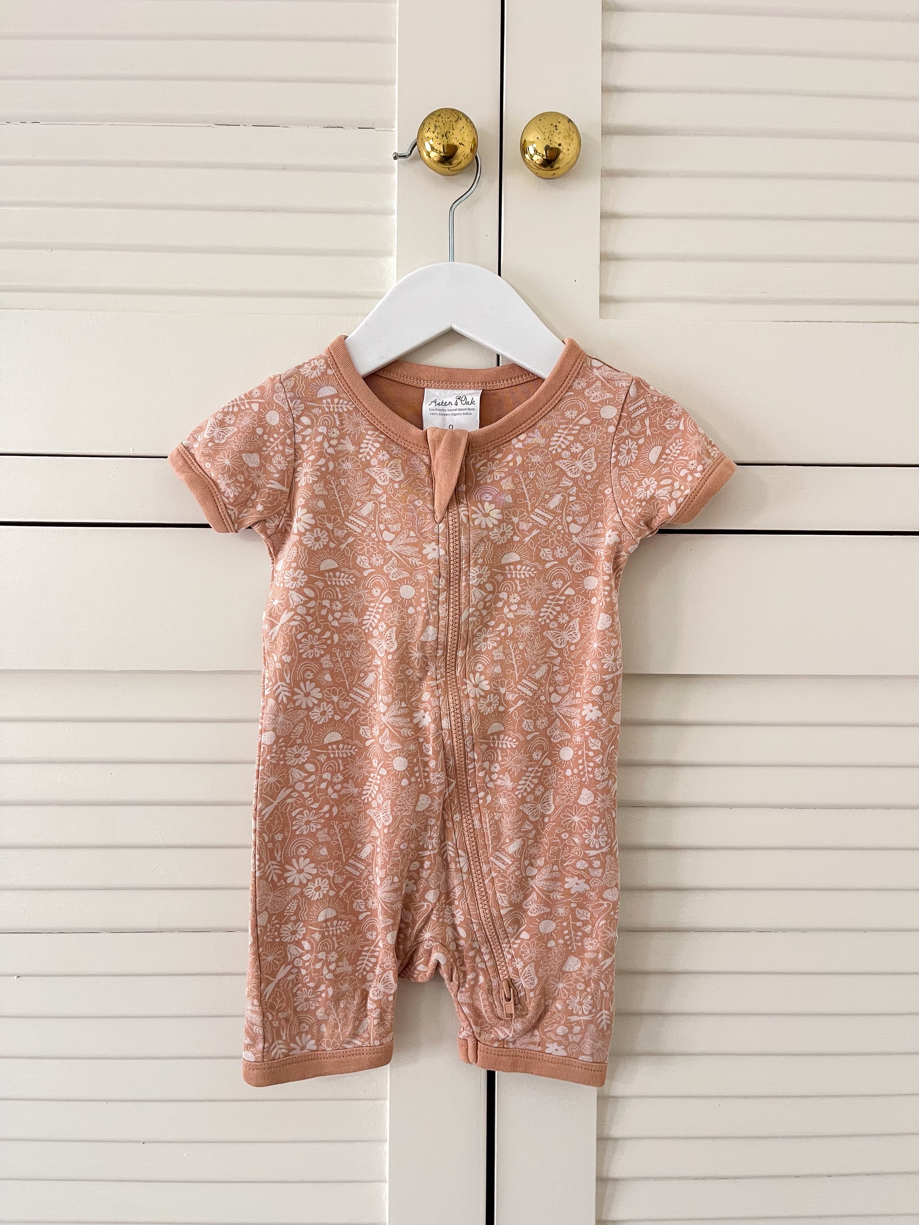 Aster & Oak organic shortie zip romper - ditzy floral (6-12m)