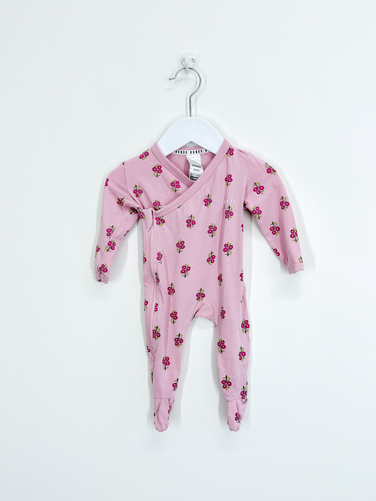 Bonds bamboo zipsuit - pink floral (Newborn)