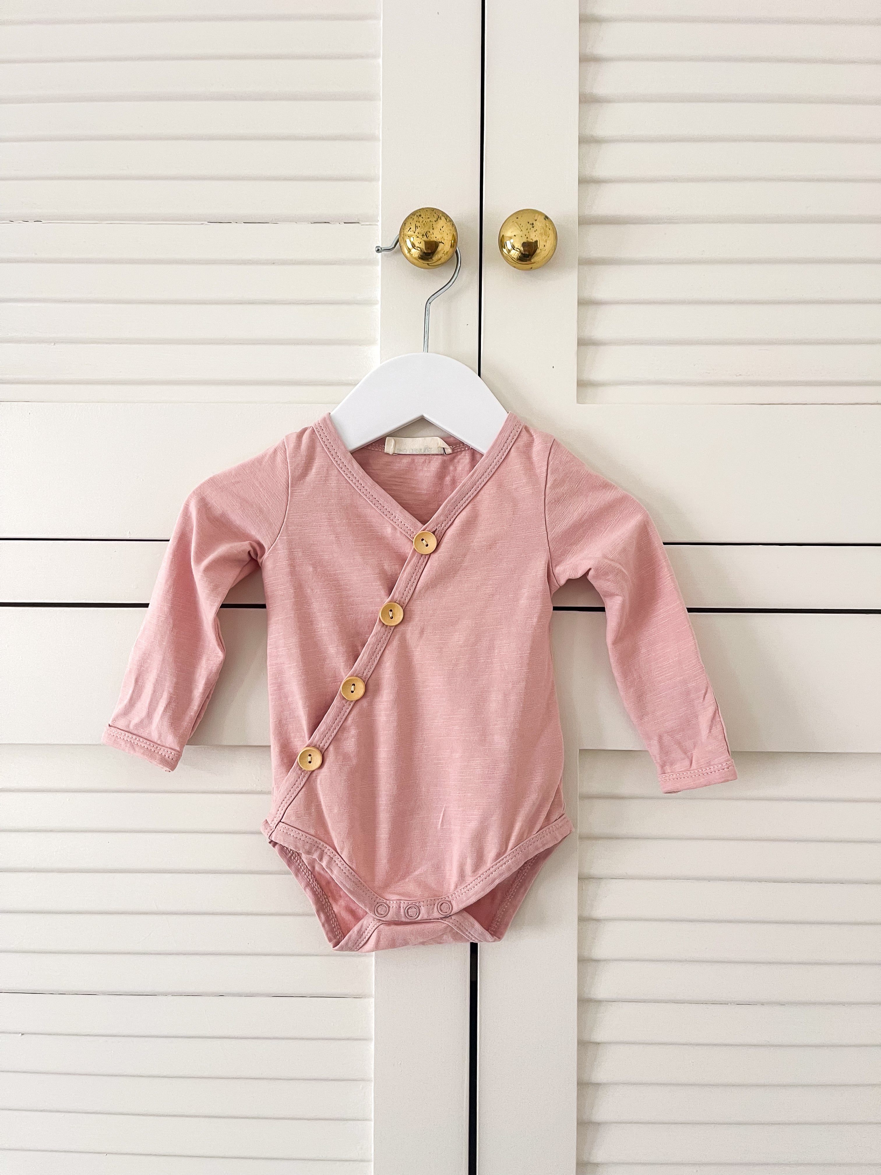 Two Darlings button bodysuit (0-3m)