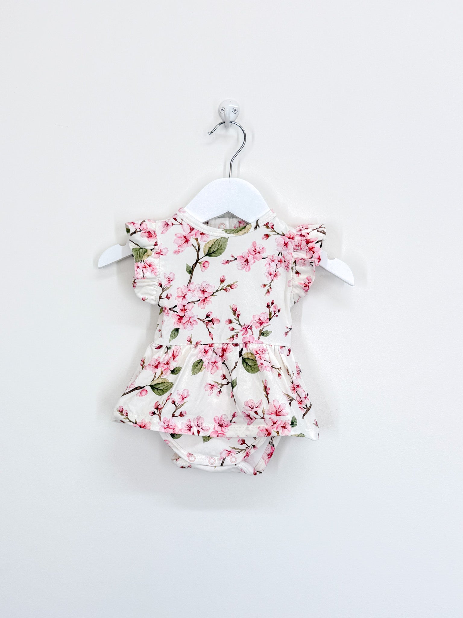 Snuggle Hunny organic bodysuit dress (0-3m)