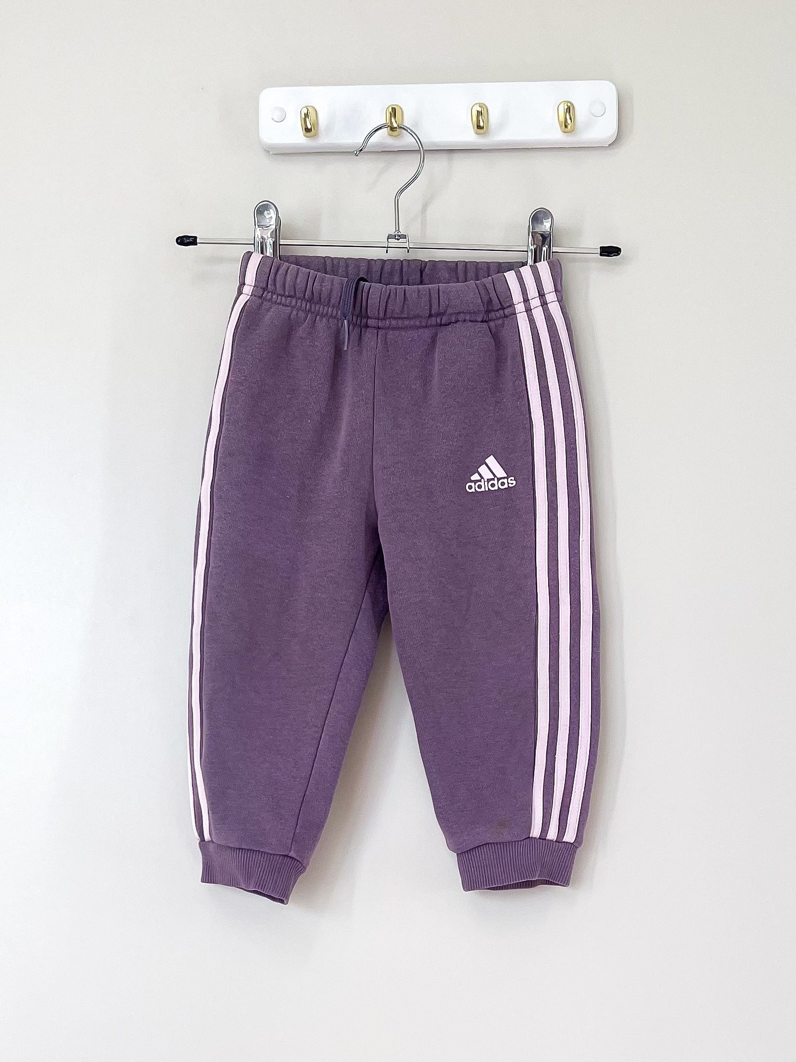 Adidas trackies (9-12m)