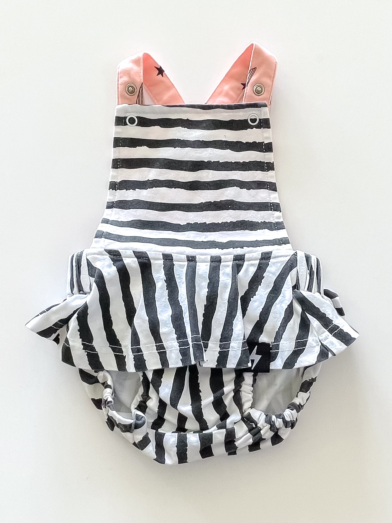 Kapow Kids brushed lines romper (3-6m)