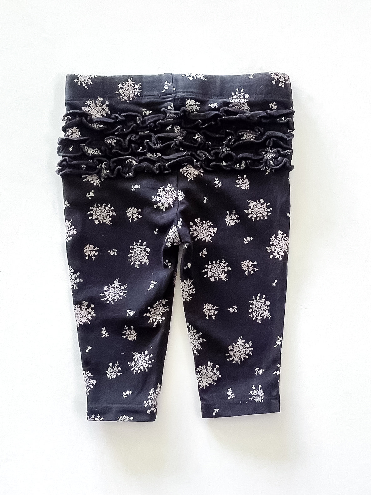 Cotton On Kids frill bum leggings (0-3m)
