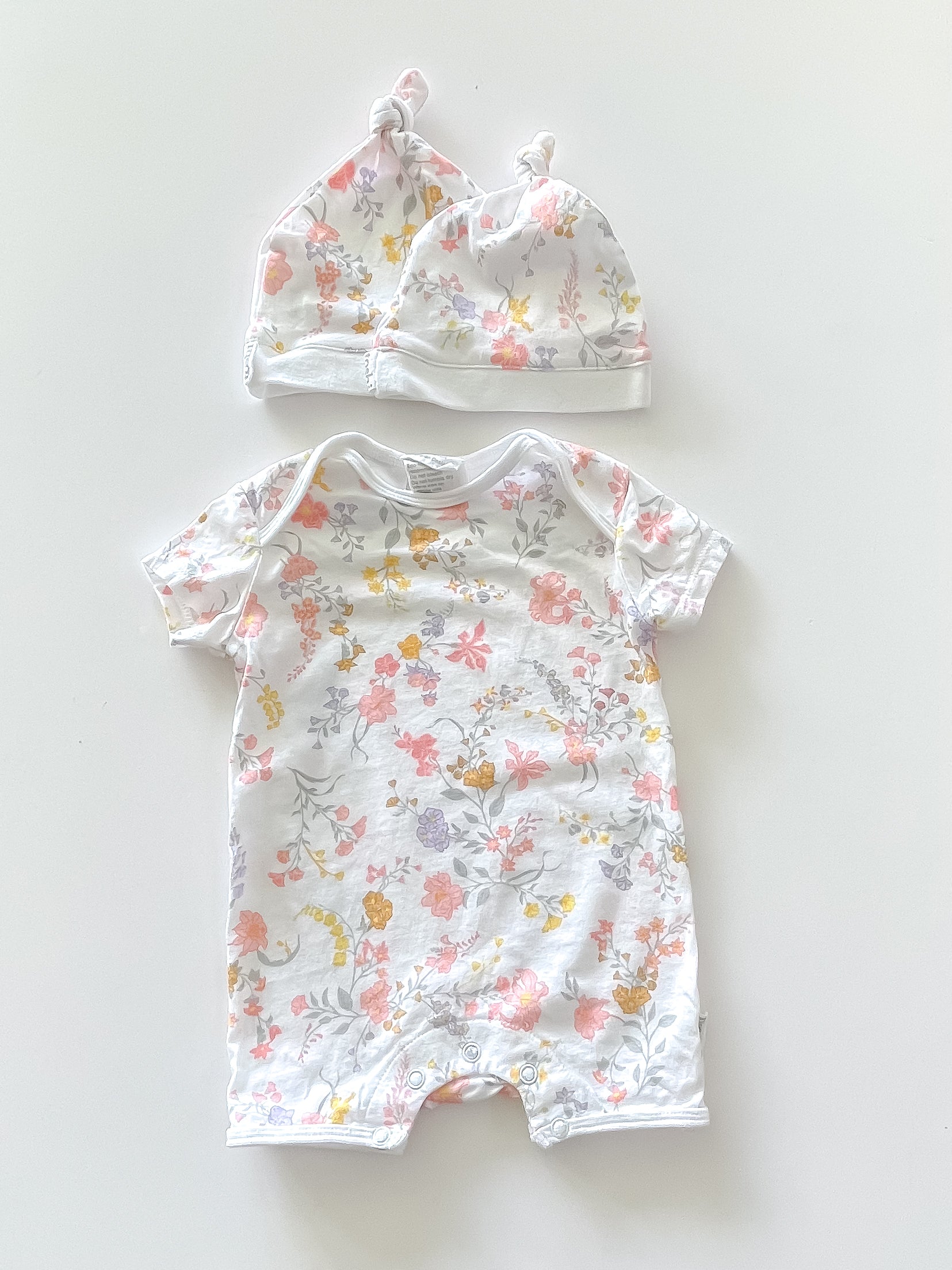 Toshi romper & beanies set (0-3m)