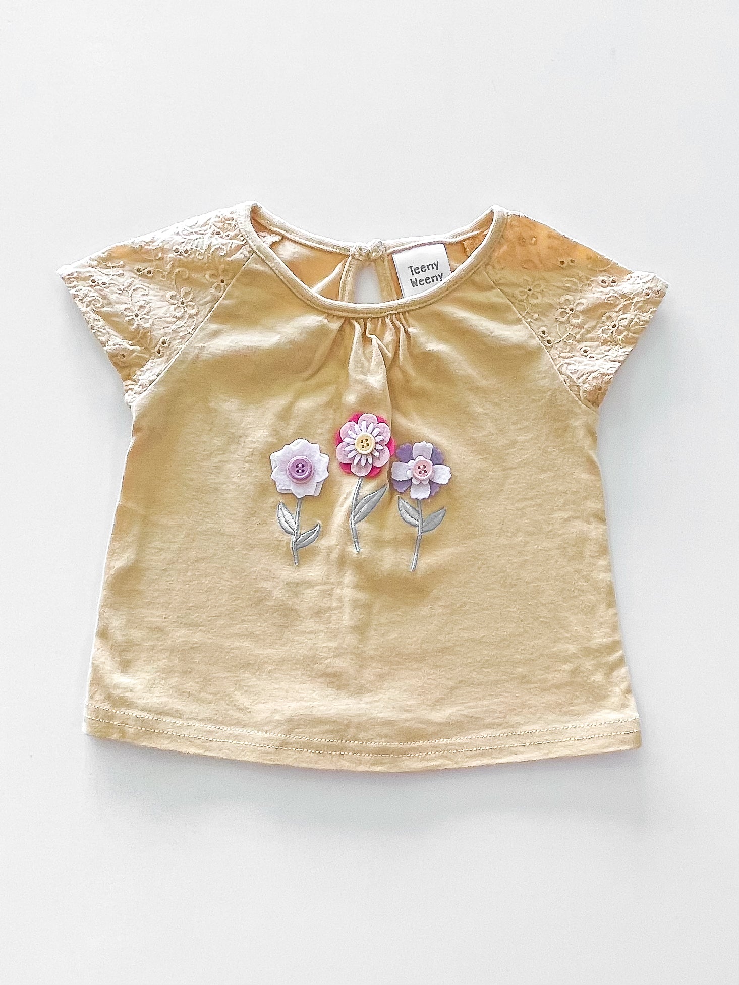 Teeny Weeny mustard applique tee (3-6m)