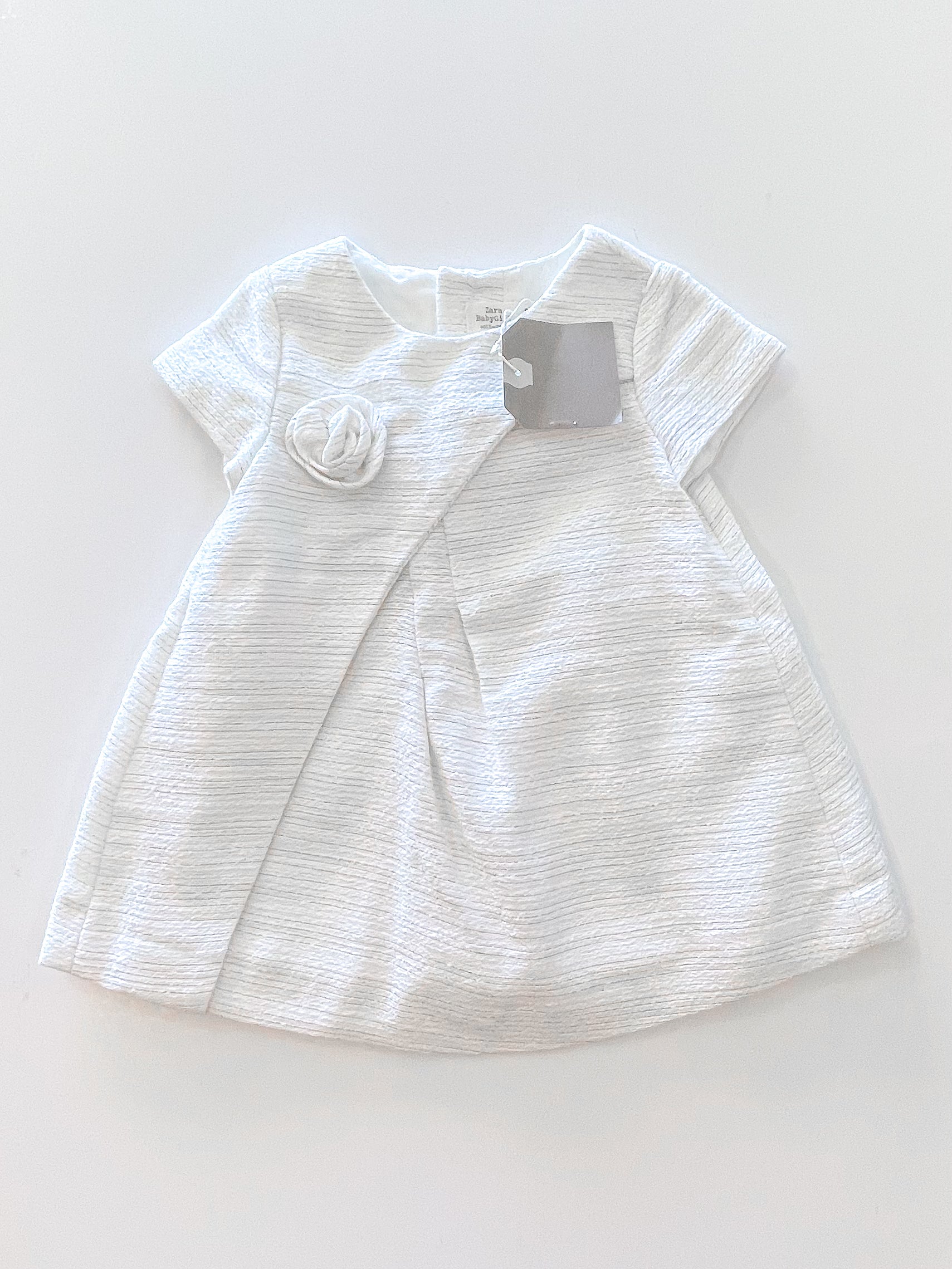 BNWT Zara textured dress (6-9m)