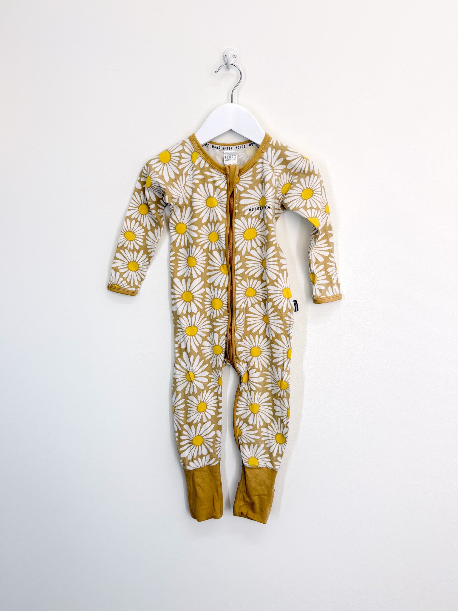 Bonds wonderfresh wondersuit - daisies (12-18m)