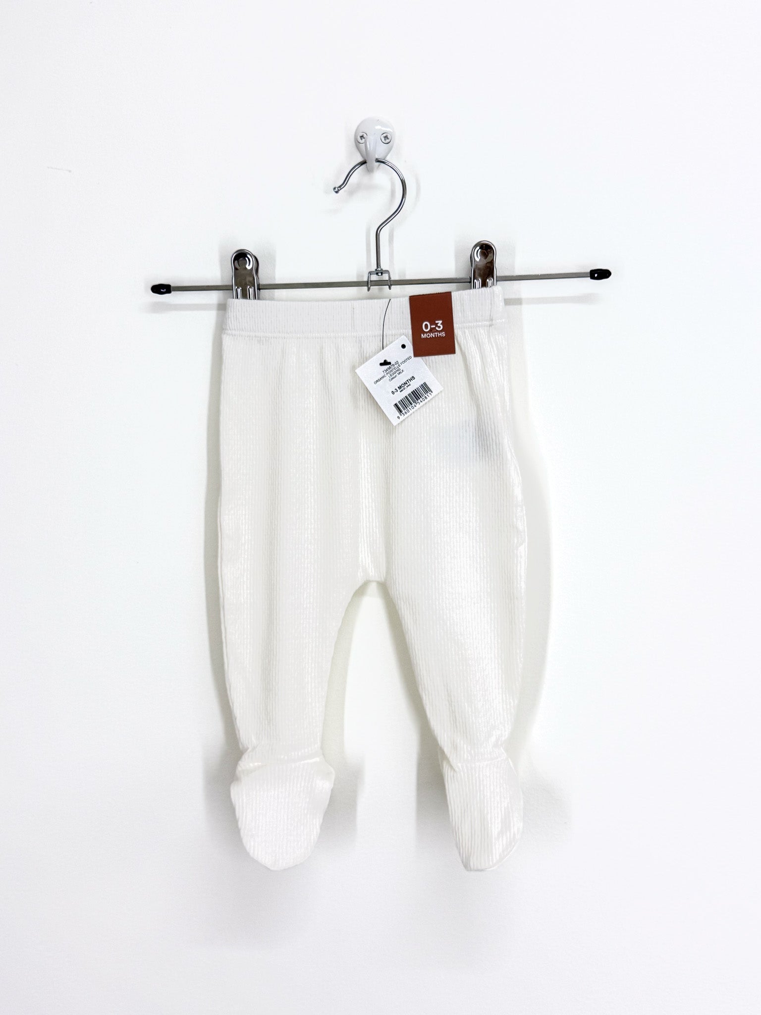 BNWT Cotton On Kids organic pointelle footed leggings - milk (0-3m)