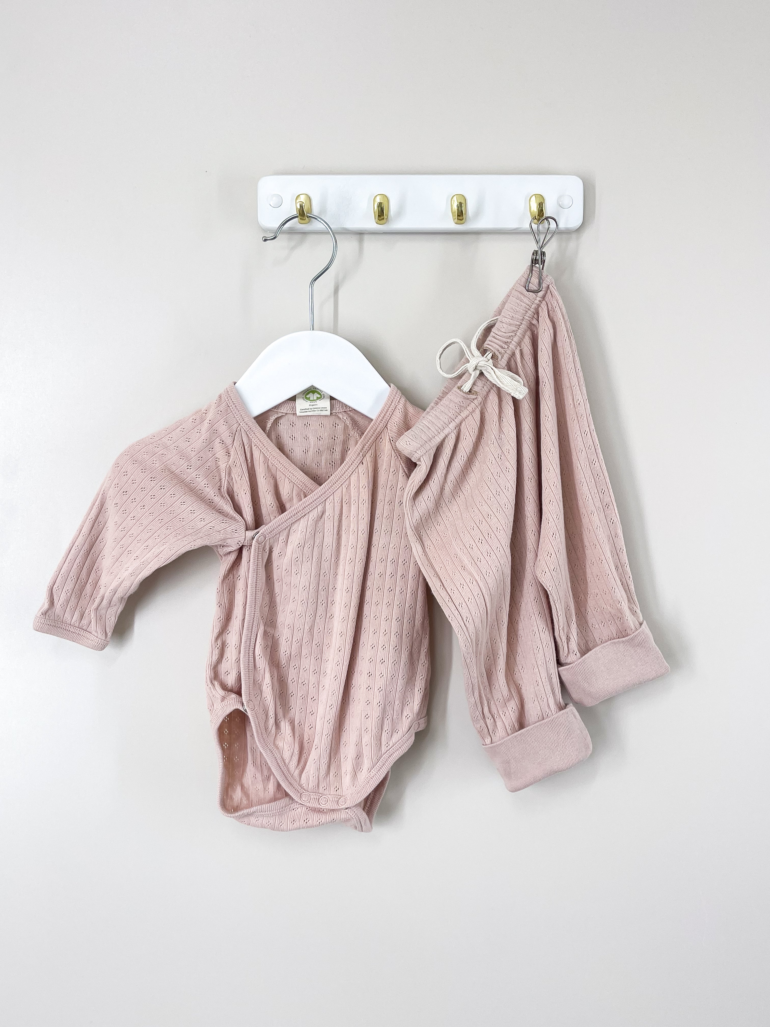 Nature Baby organic pointelle kimono bodysuit + drawstring pants set (0-3m)