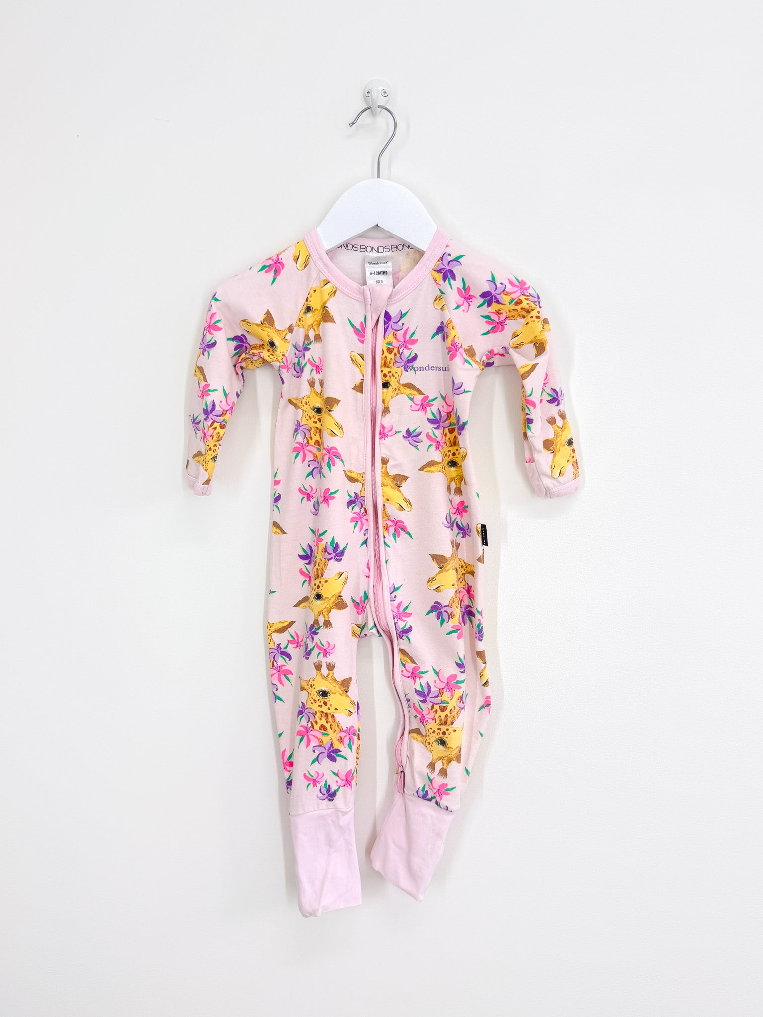 Bonds wondersuit - giraffes (6-12m)