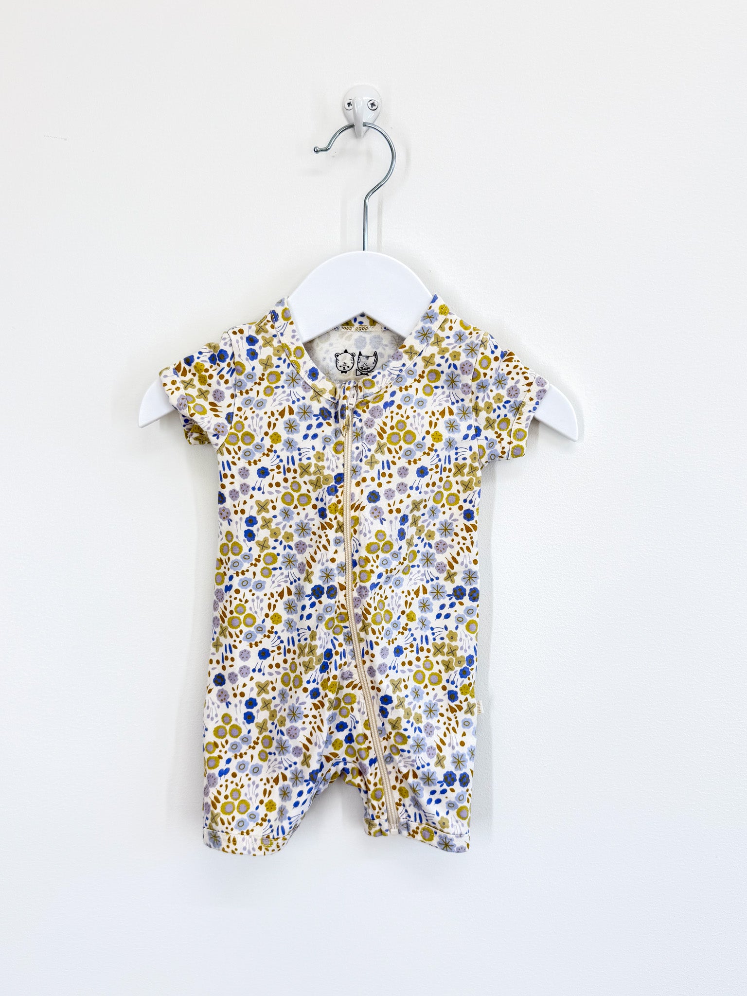 Wilson & Frenchy organic shortie zipsuit - little meadow (0-3m)