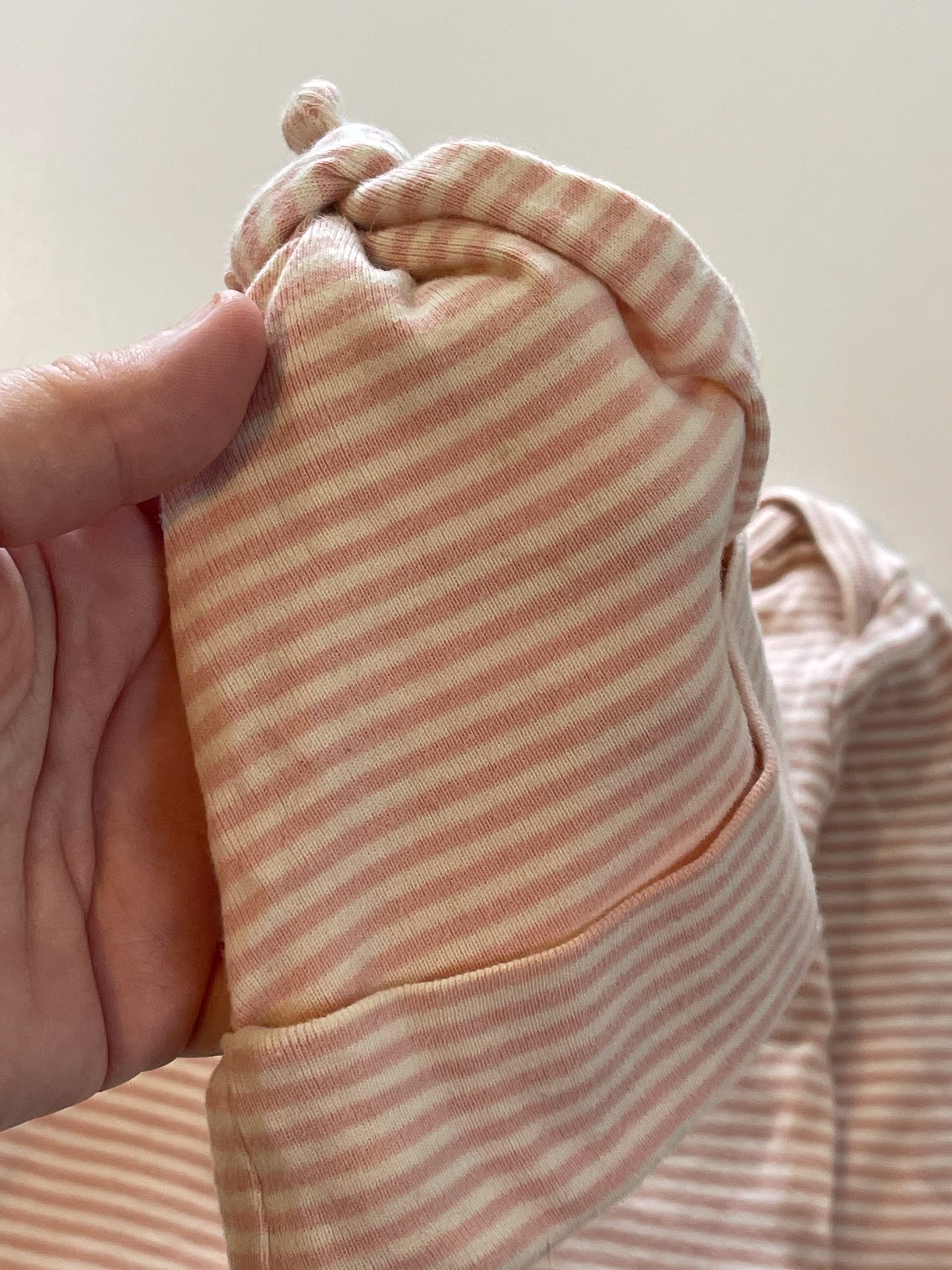 Nature Baby organic bodysuit + beanie set - pink stripe (3-6m)