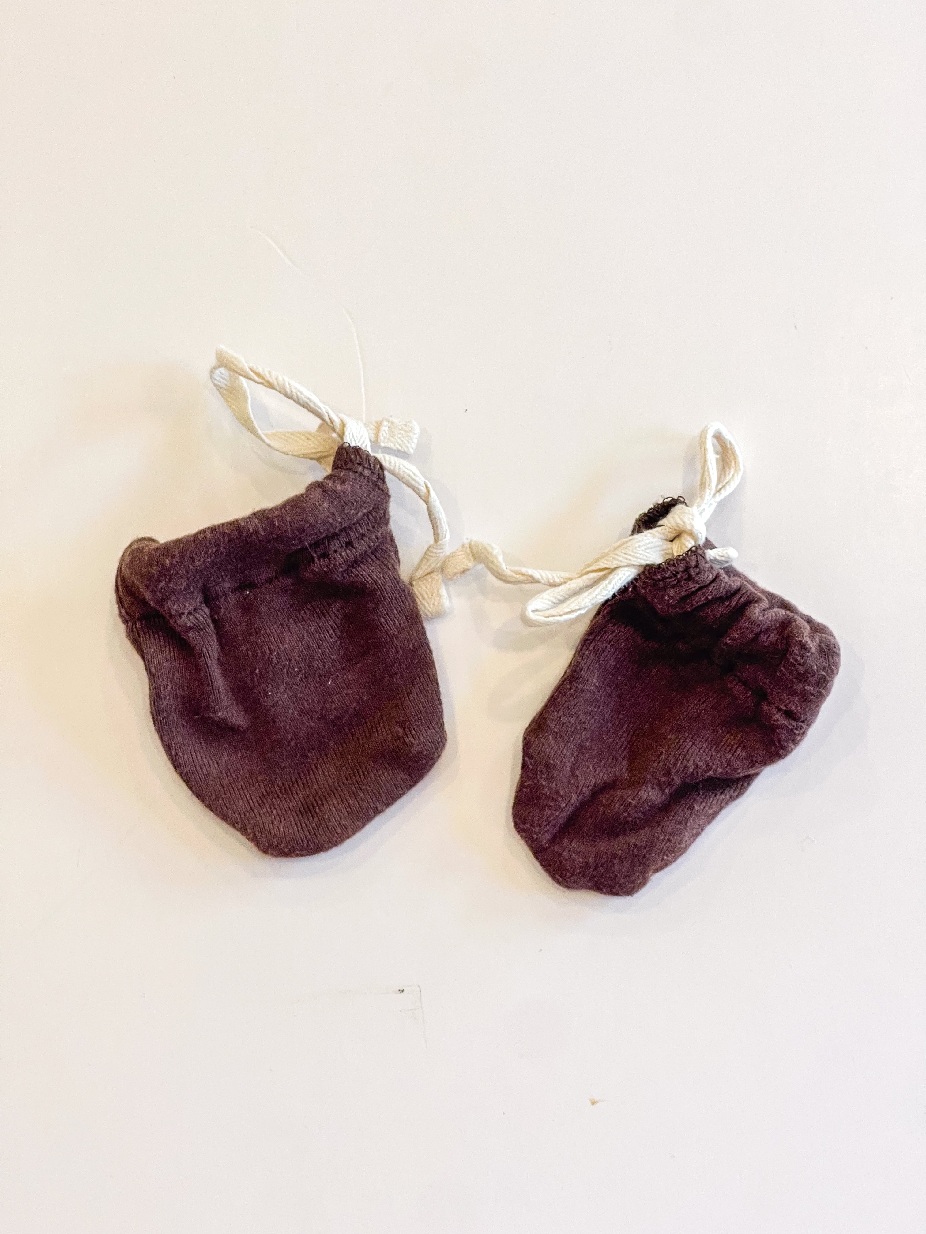 Nature Baby organic mittens (0-3m)