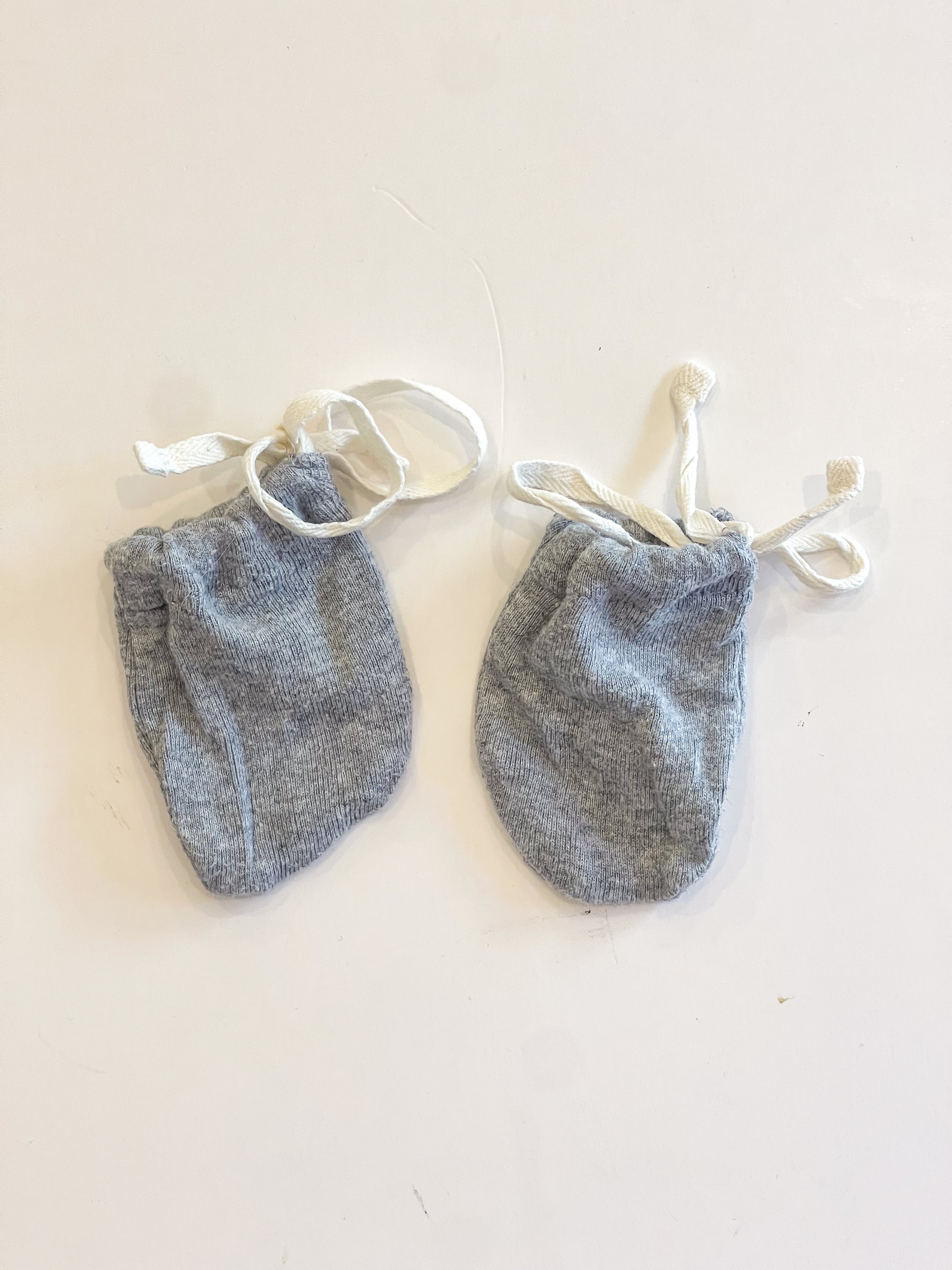 Nature Baby organic mittens (0-3m)