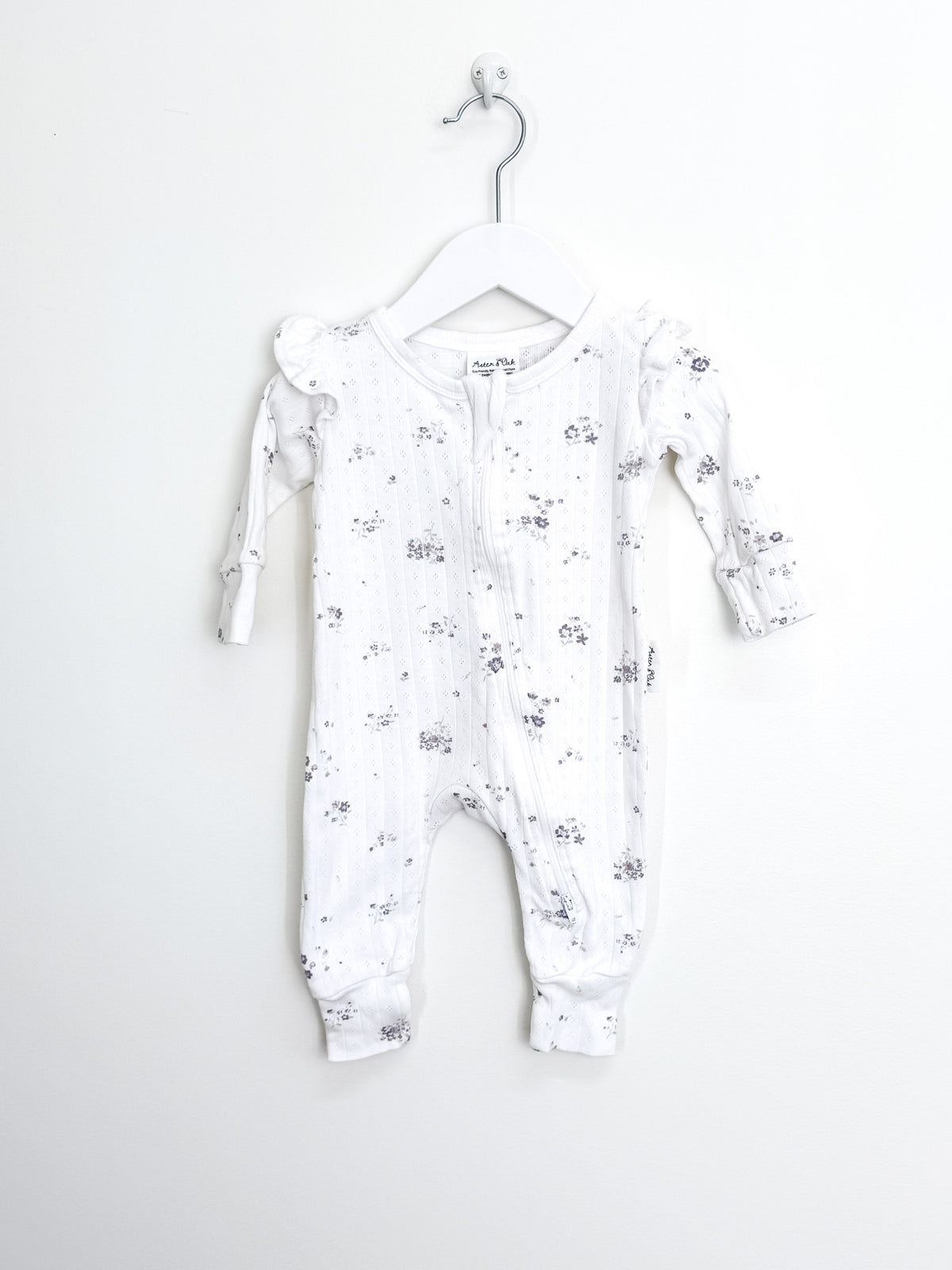 Aster & Oak organic posie floral zipsuit (0-3m)