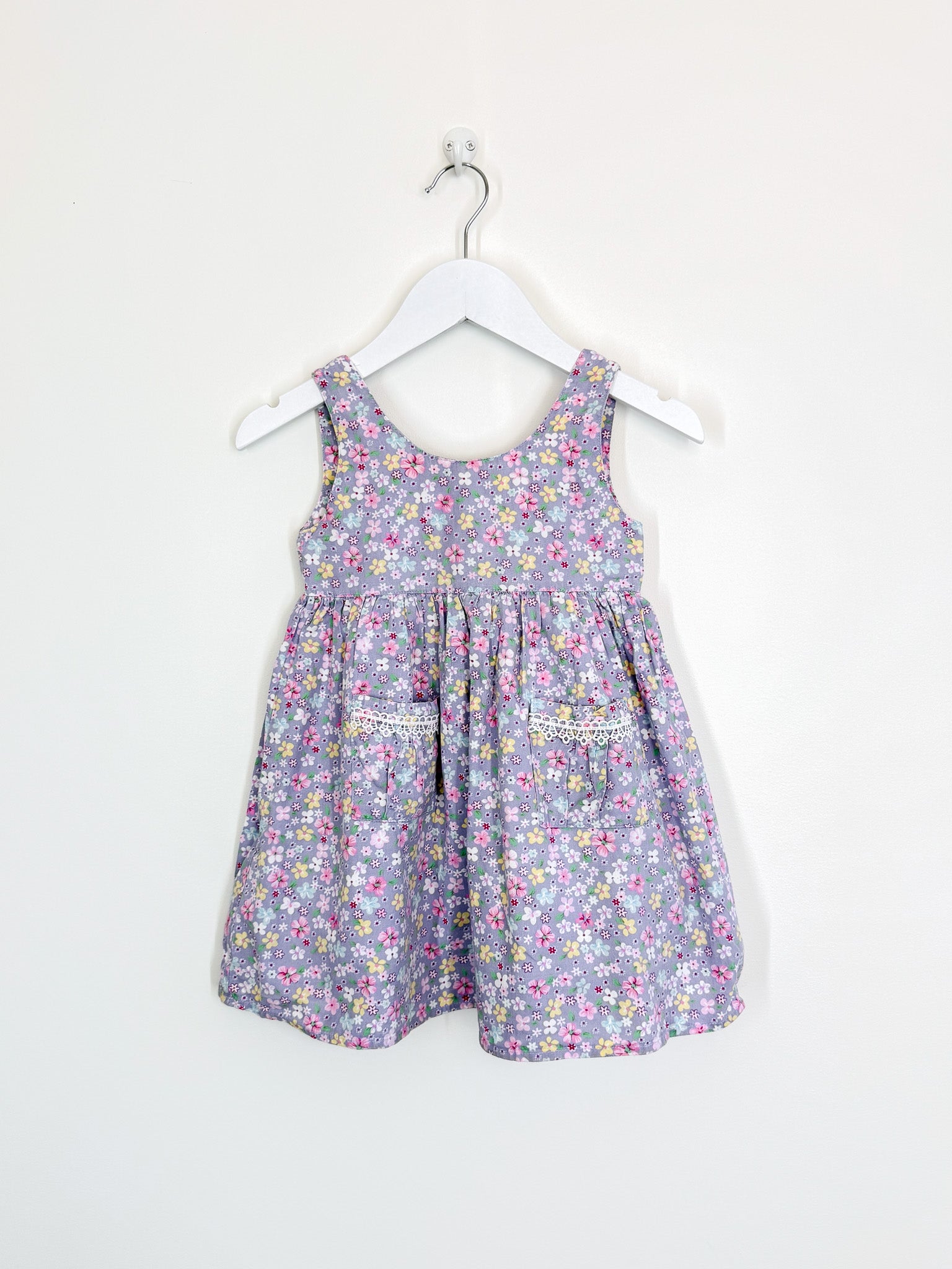 La Sienna sleeveless pinafore dress (3y)