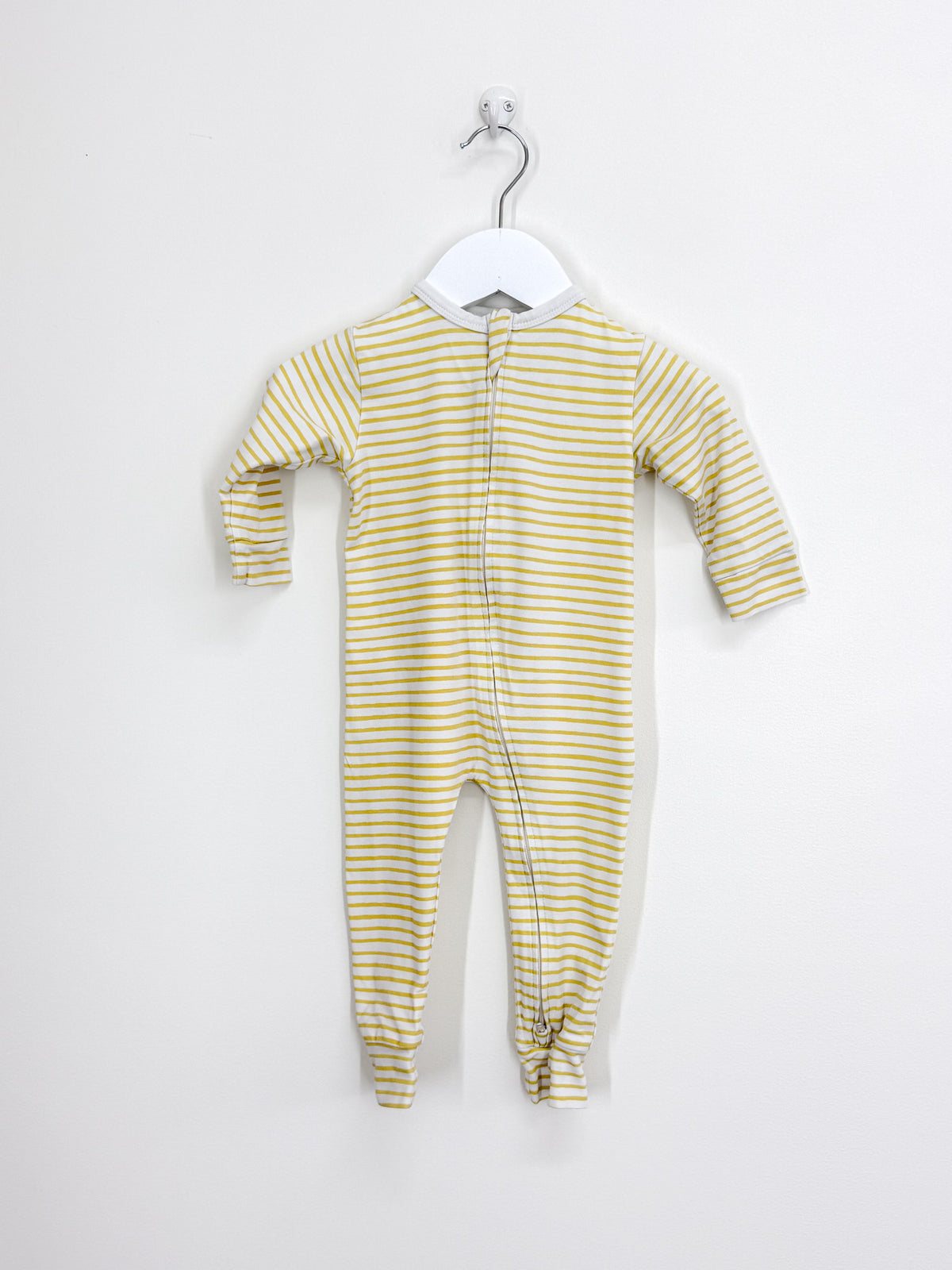 The Sleep Store organic zipsuit - yellow stripe (3-6m)