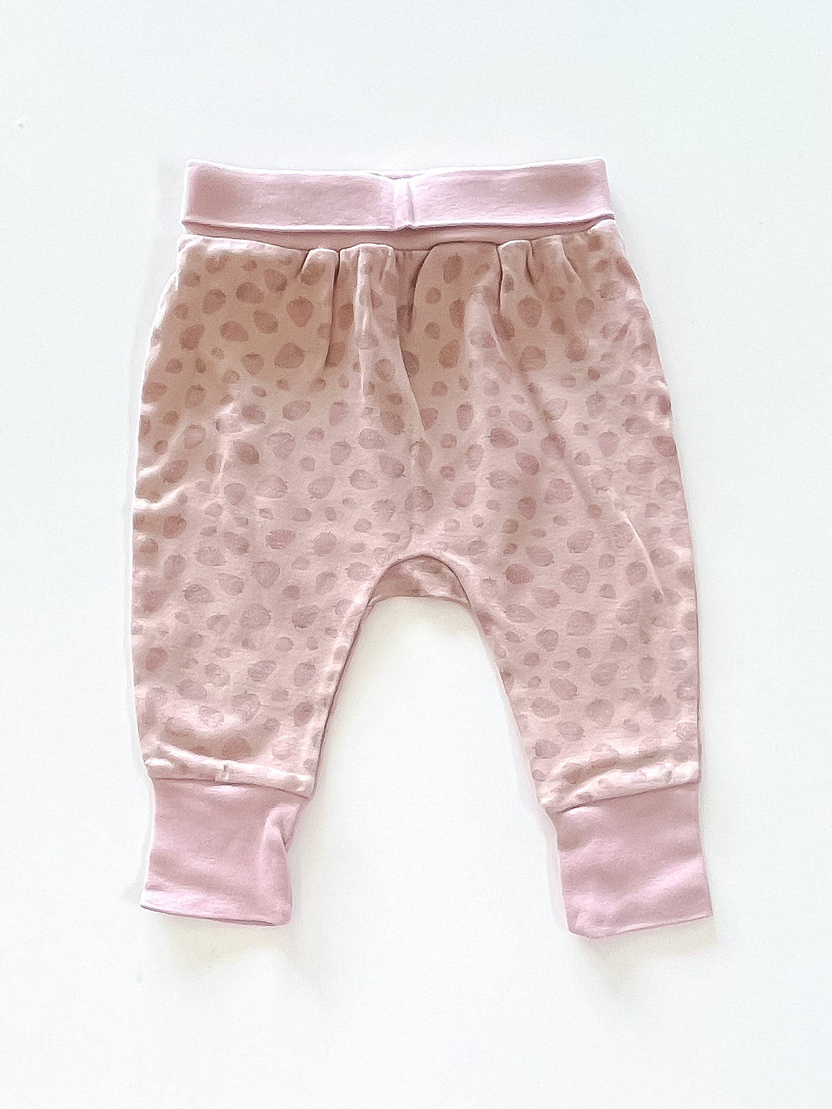 Little Bundle strawberry fold over leggings (newborn)