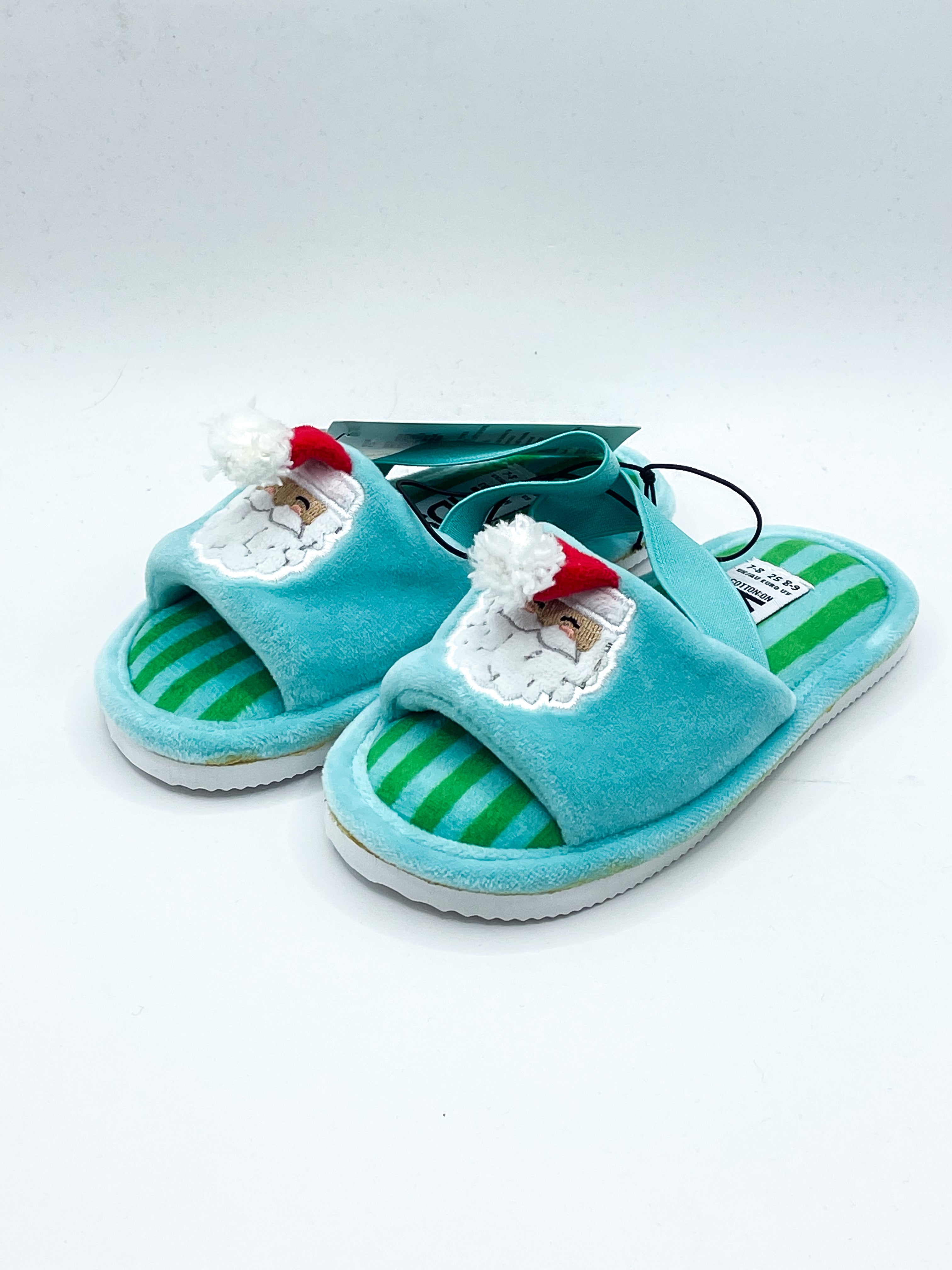 🎄 BNWT Cotton On Kids santa slippers (7-8UK)