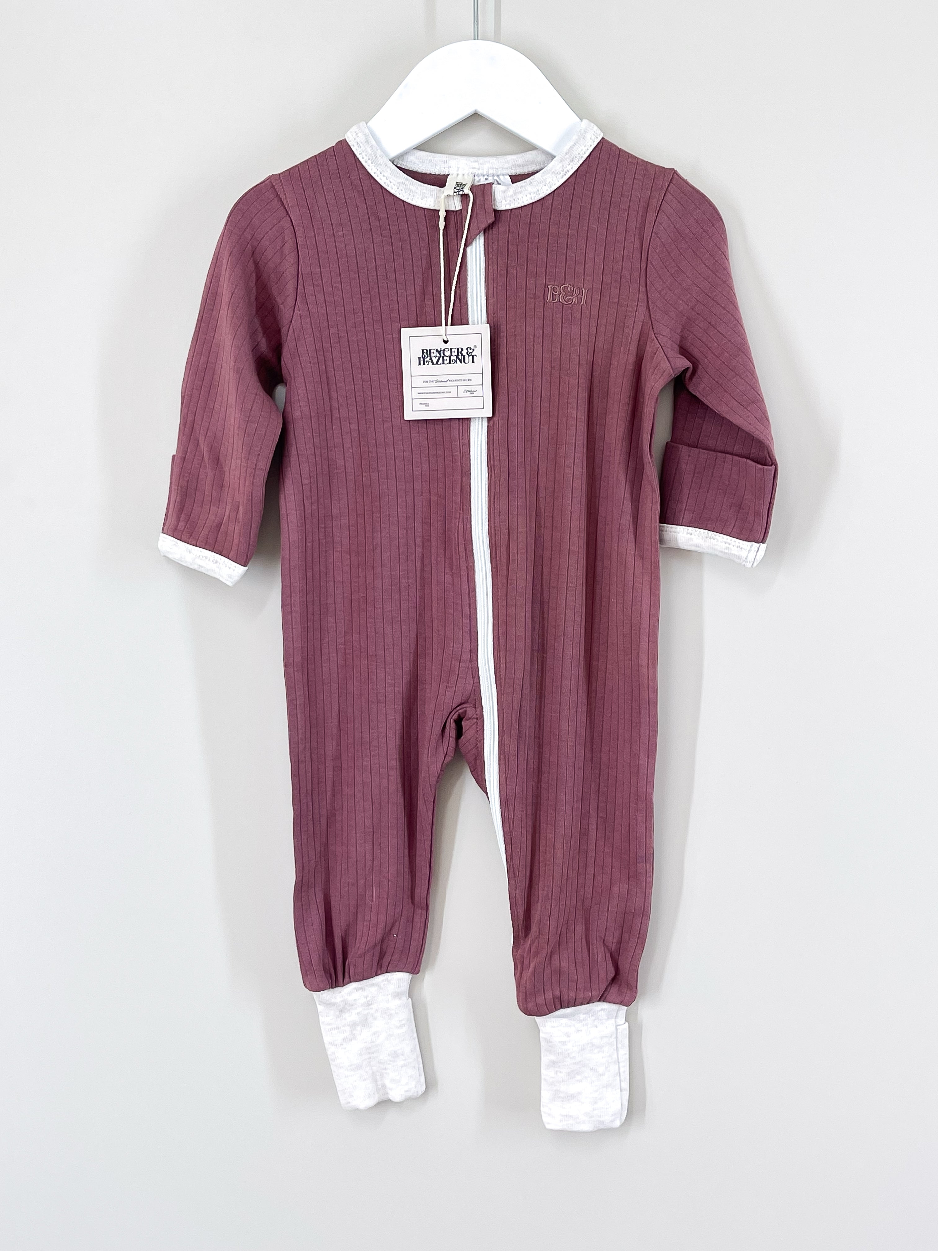 BNWT Bencer & Hazelnut rib zipsuit (6-12m)