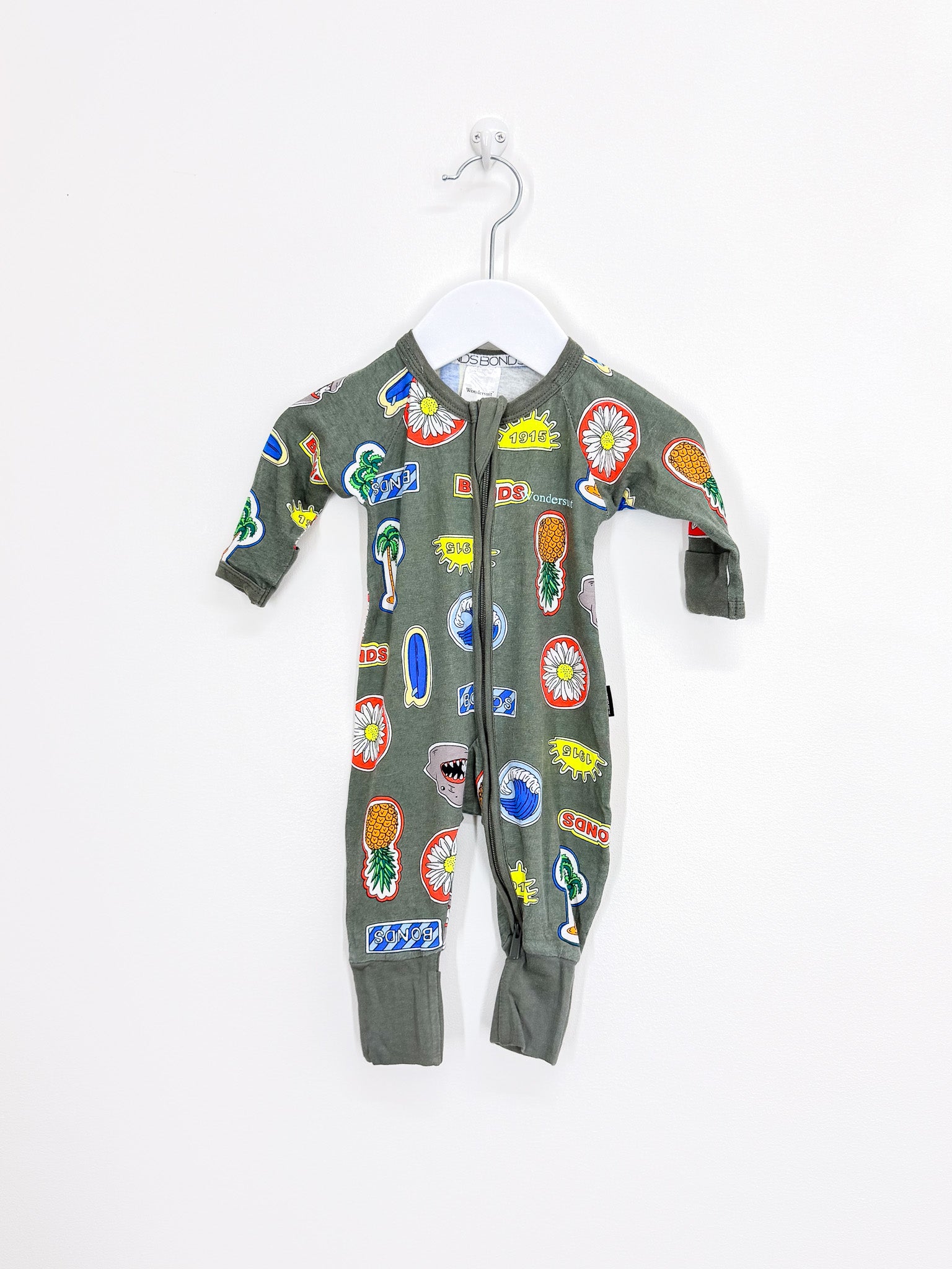 Bonds wondersuit - badges (newborn)