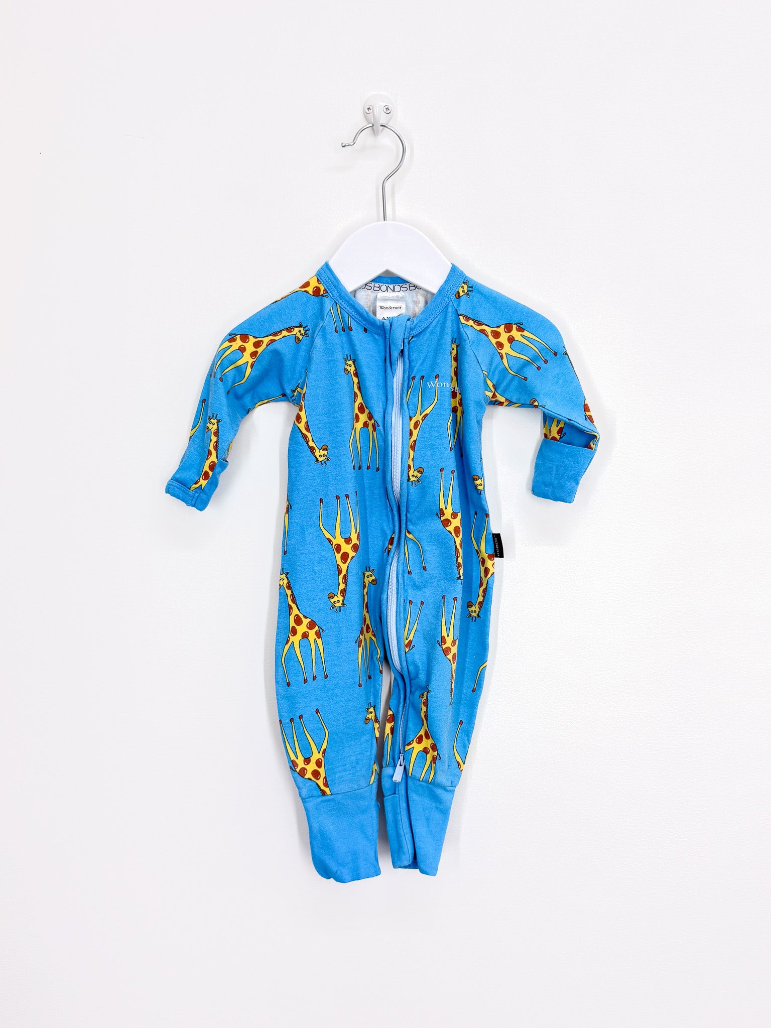 Bonds wondersuit - giraffes (0-3m)