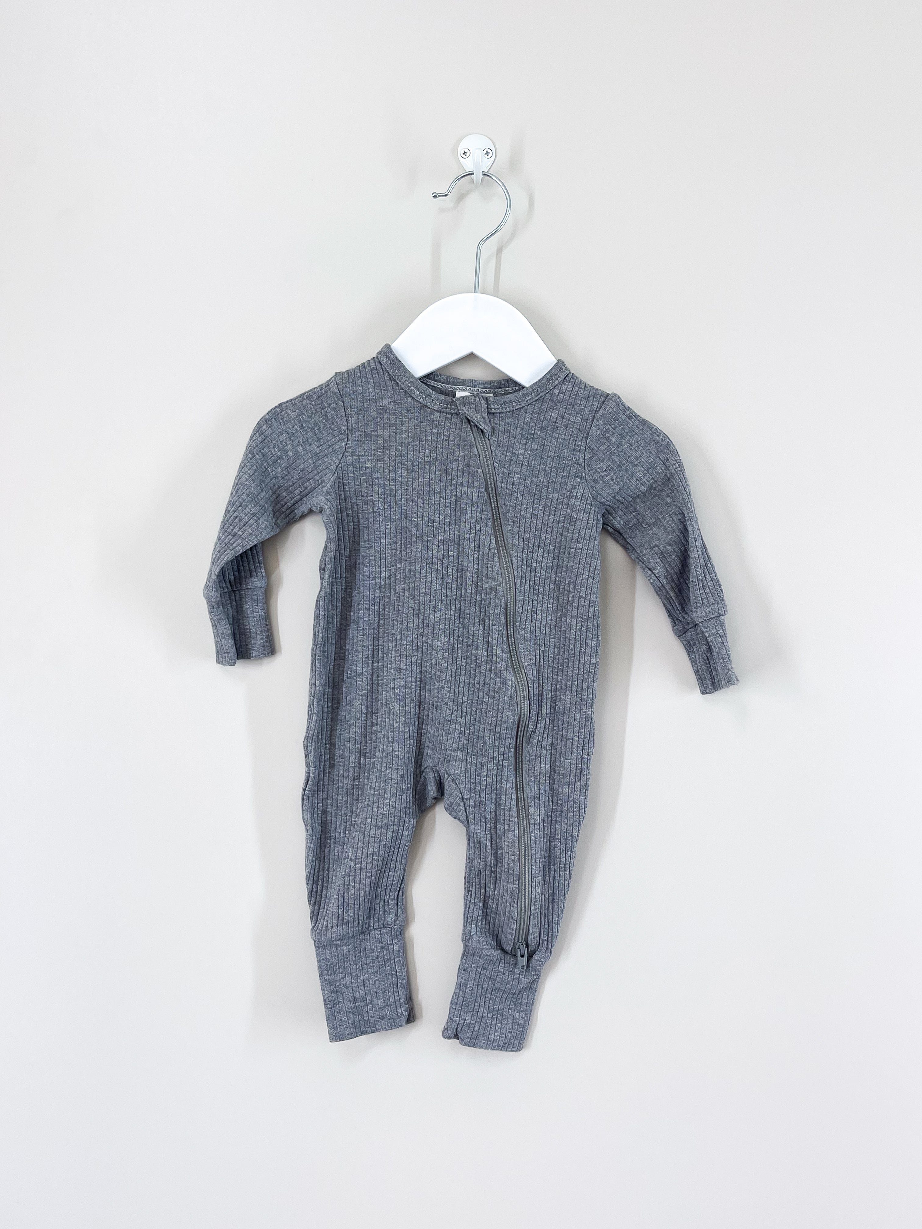 Teeny Weeny rib zipsuit (0-3m)