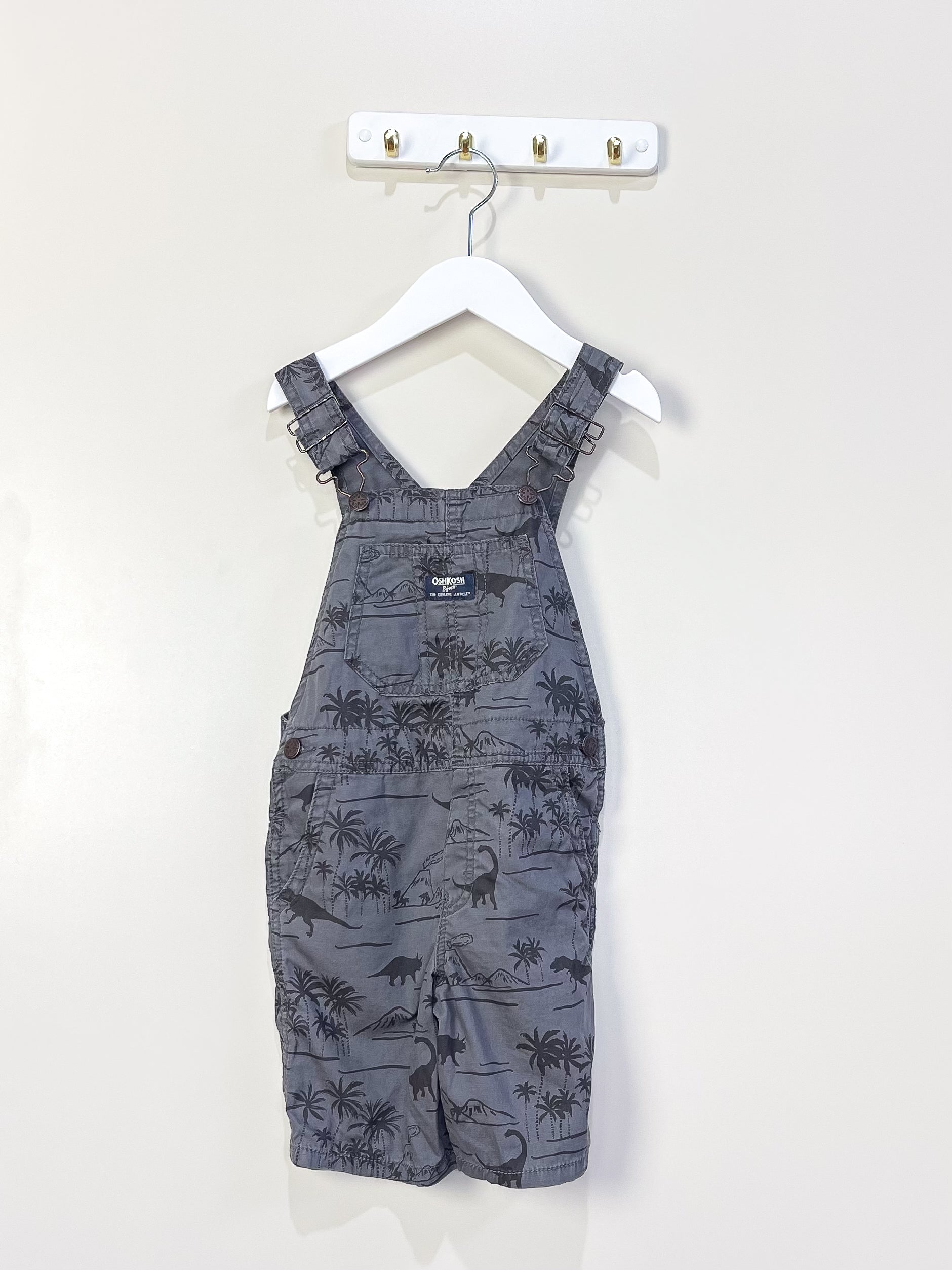 OshKosh shortalls - dino (4y)