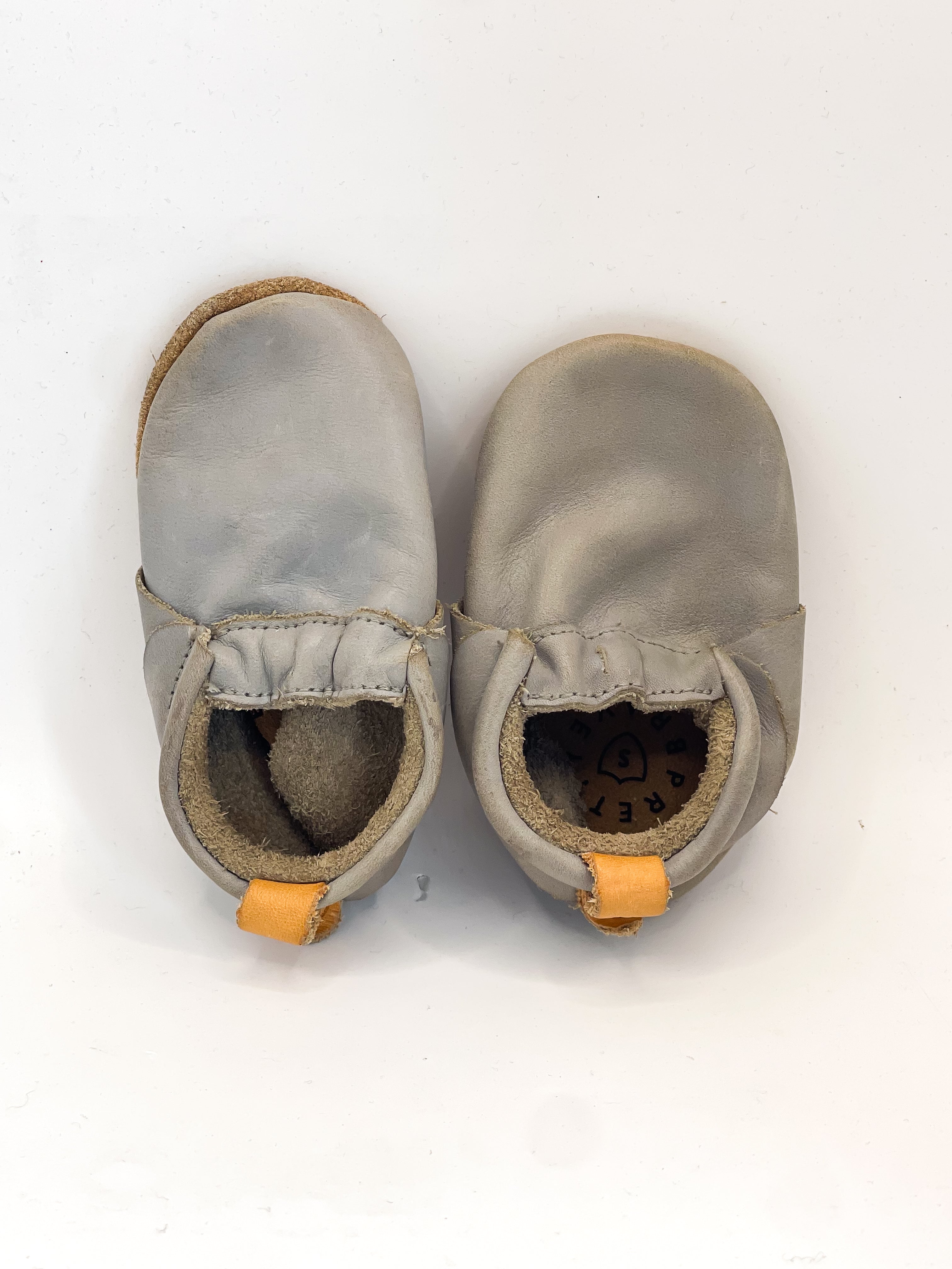 Bobux soft sole slip on shoes (3-9m)