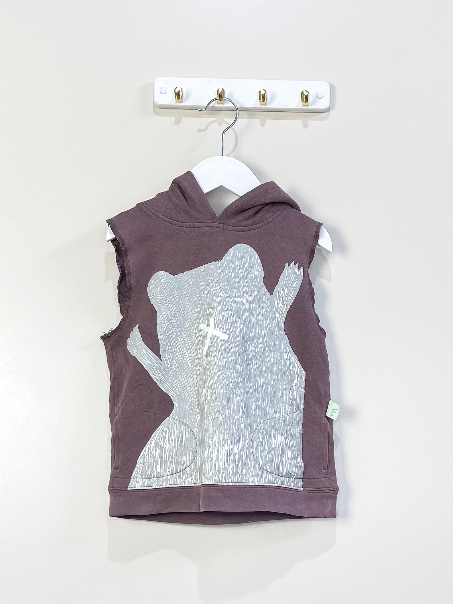 Minti bear sleeveless hoodie (4y)