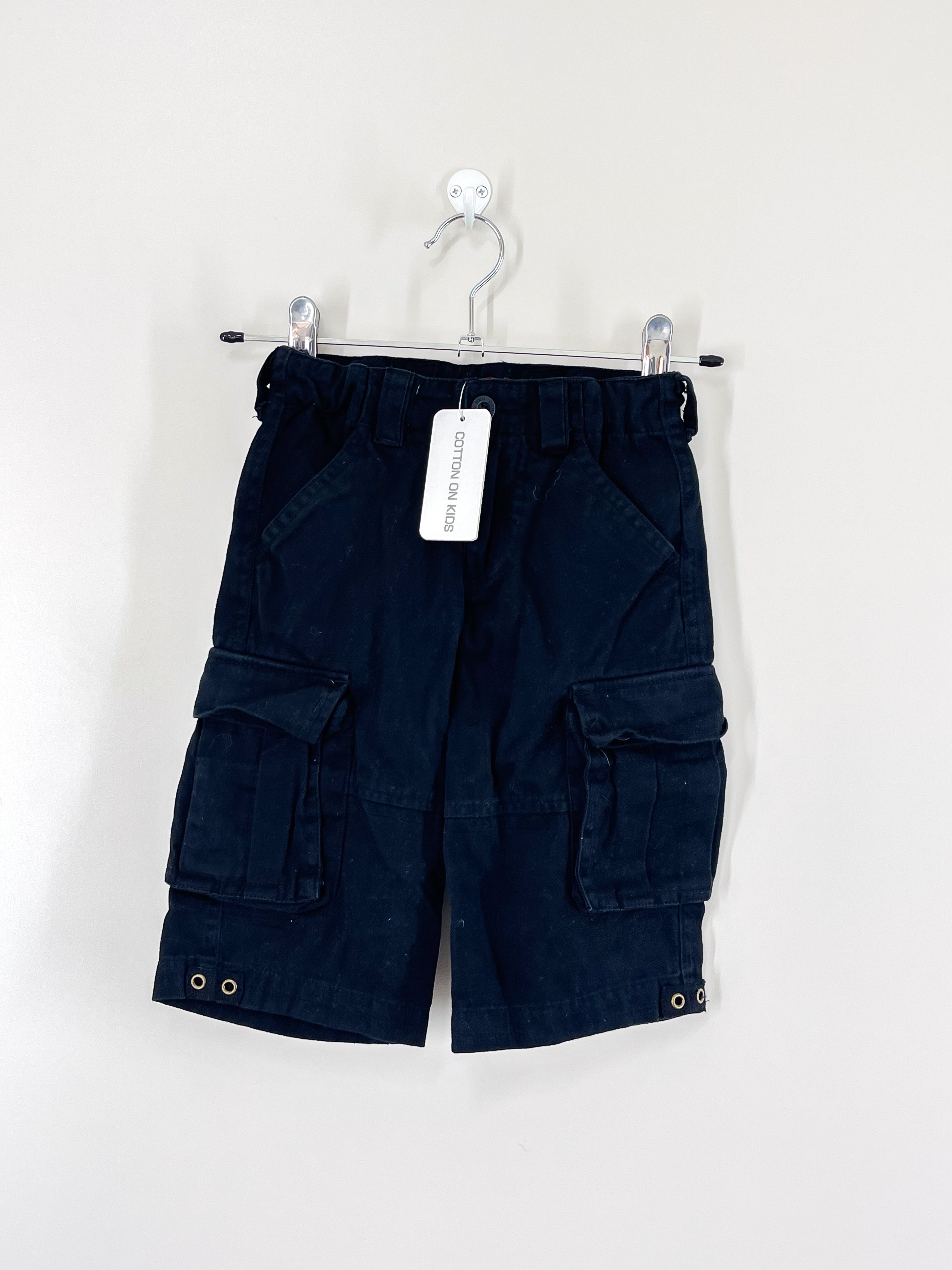 BNWT Cotton On Kids cargo pants - black (6-12m)