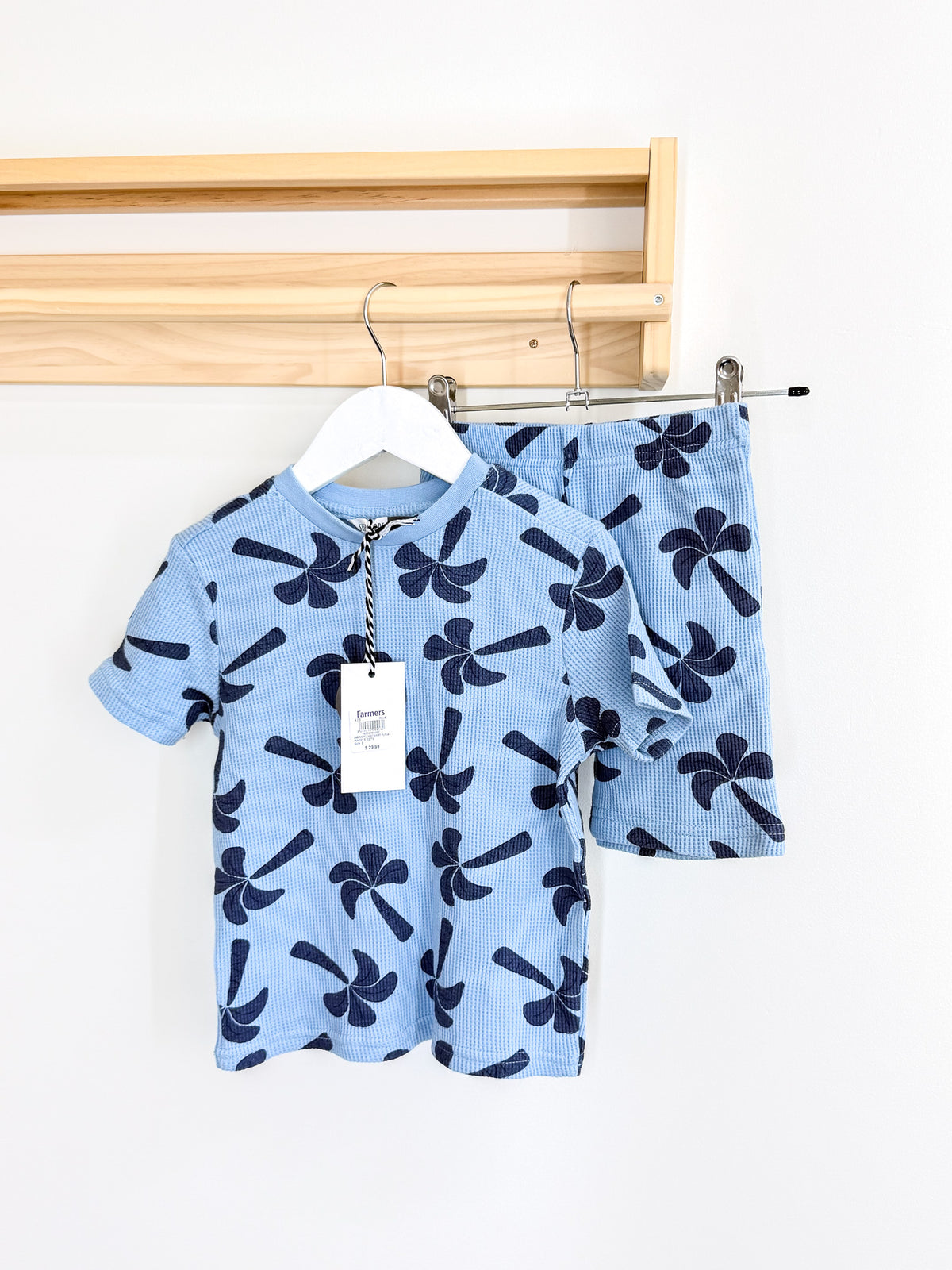 BNWT Sleep Mode waffle PJ set - blue palms (2y)