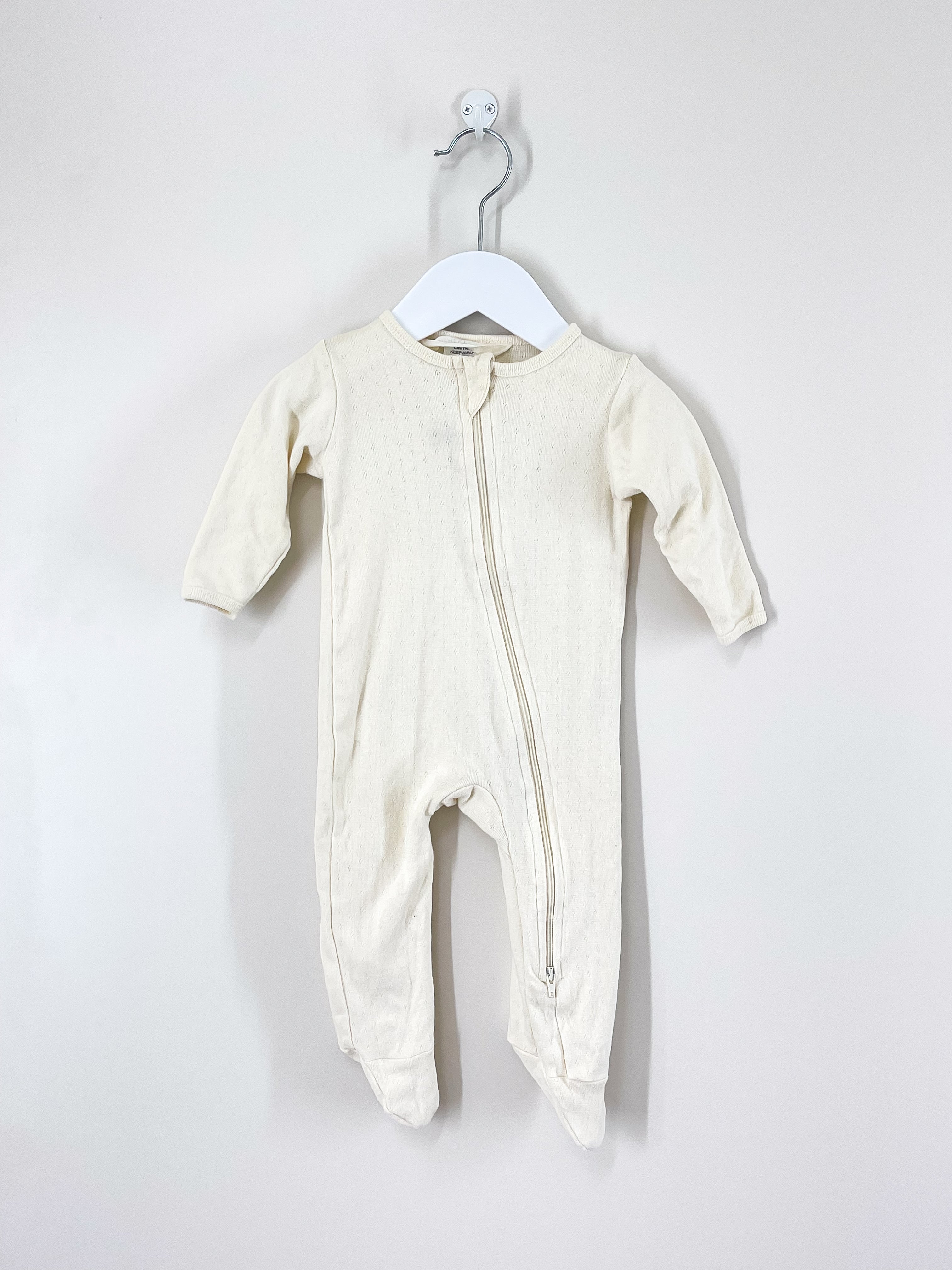 The Rest organic sleep zipsuit - milk pointelle (6-12m)