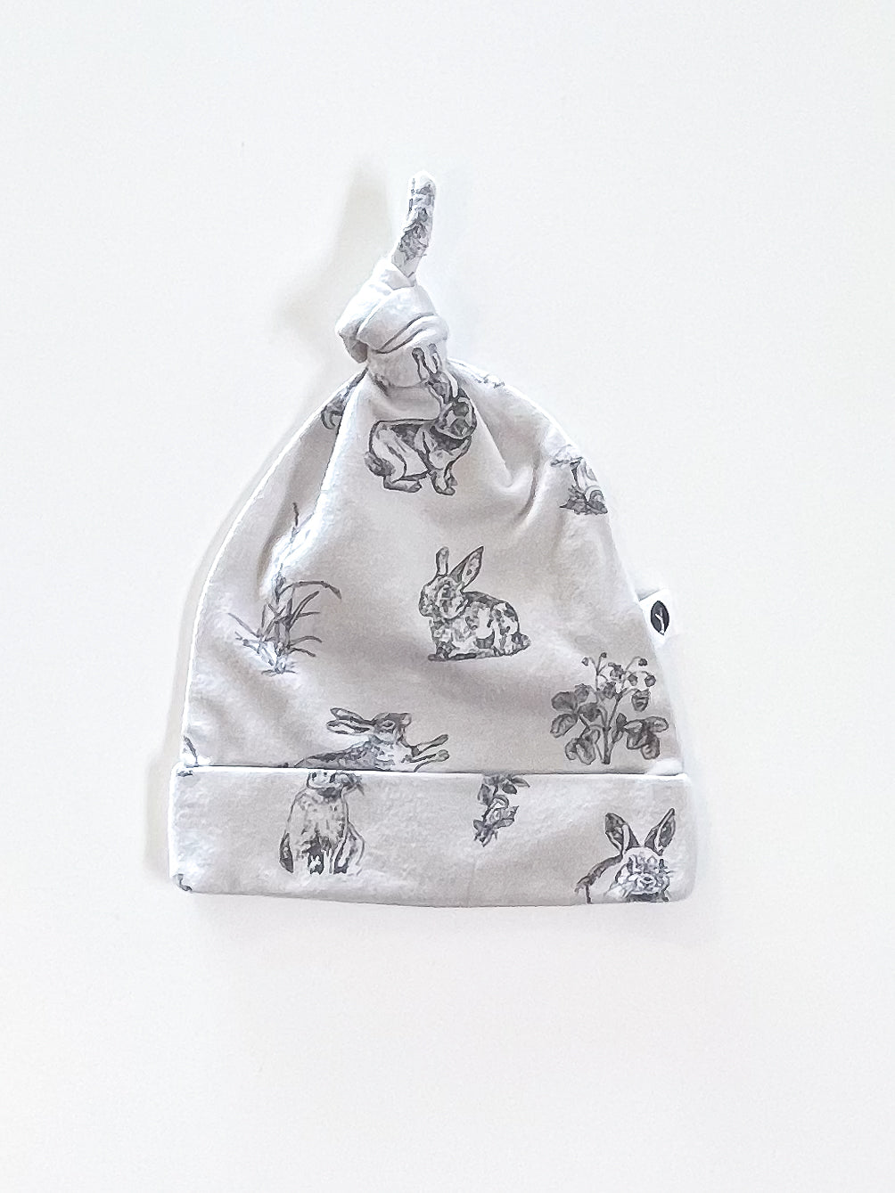 Burrow & Be organic knot beanie (newborn)