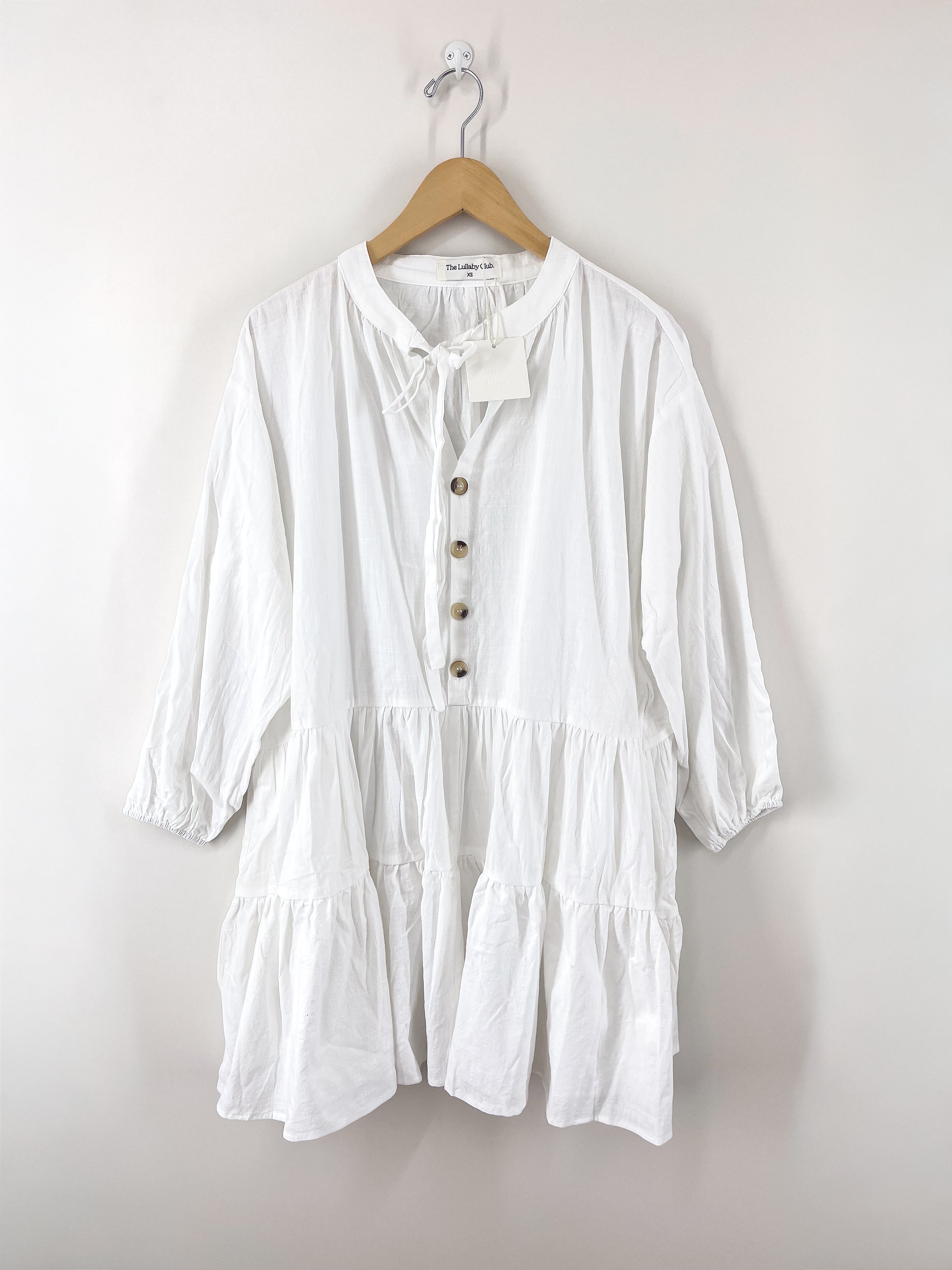 BNWT The Lullaby Club avalon smock dress (XS)