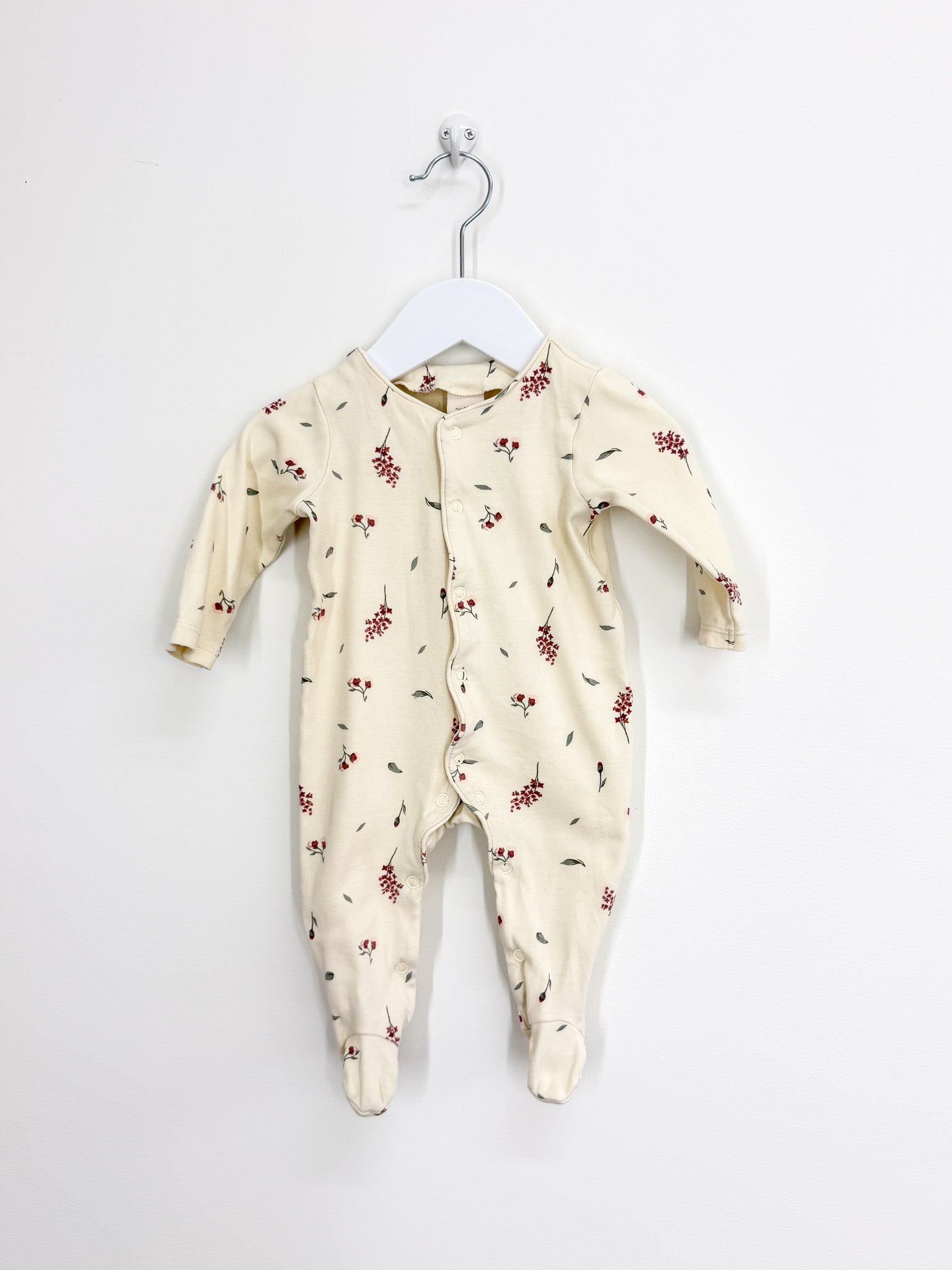 Little Bundle button onesie - cream floral (0-3m)