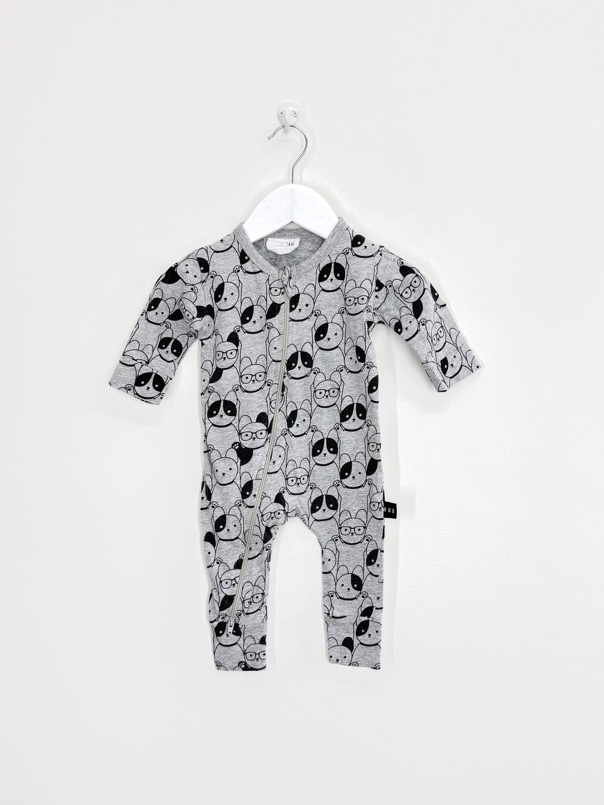 Hux puppy face zipsuit (3-6m)