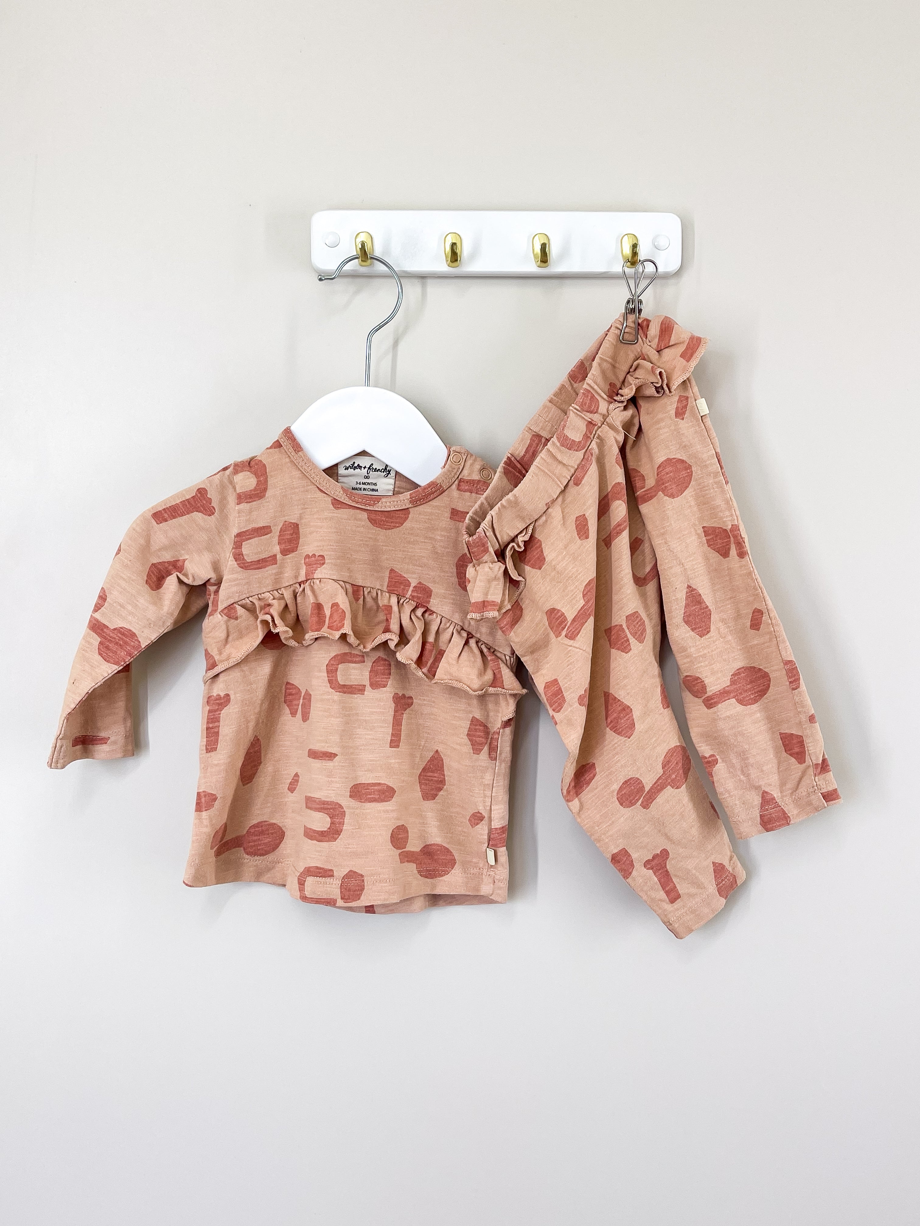 Wilson & Frenchy set (3-6m)