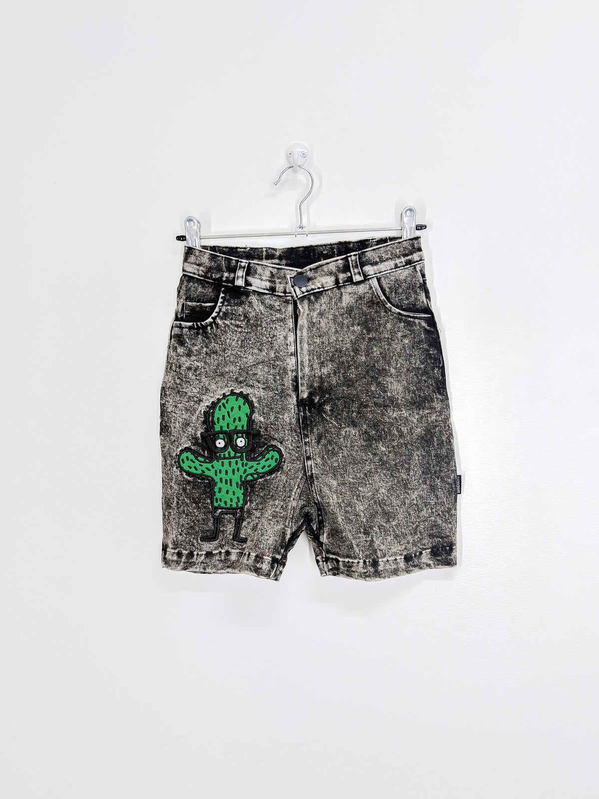 Band of Boys acid wash cactus denim shorts (8y)