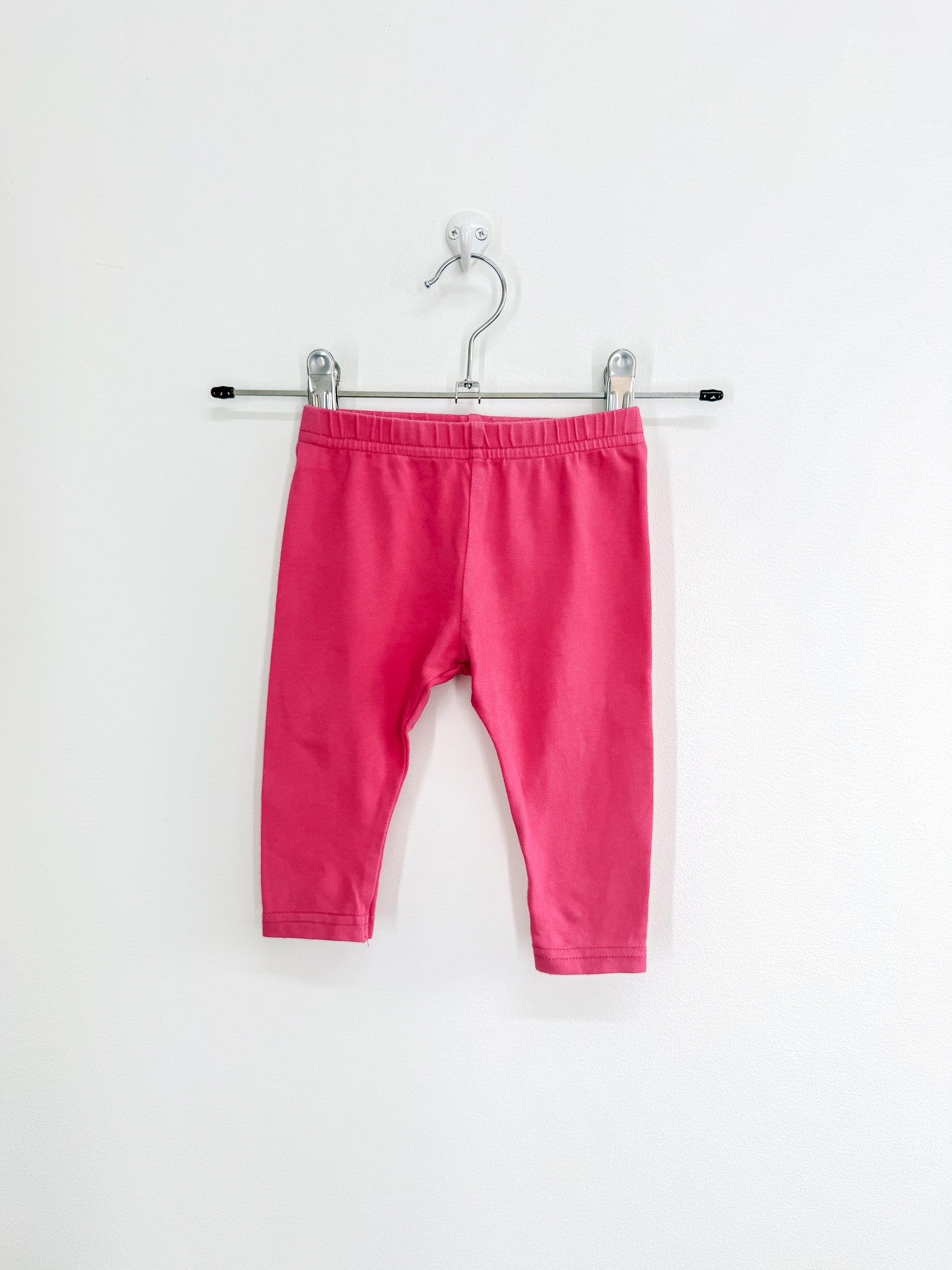 Teeny Weeny hot pink leggings (3-6m)
