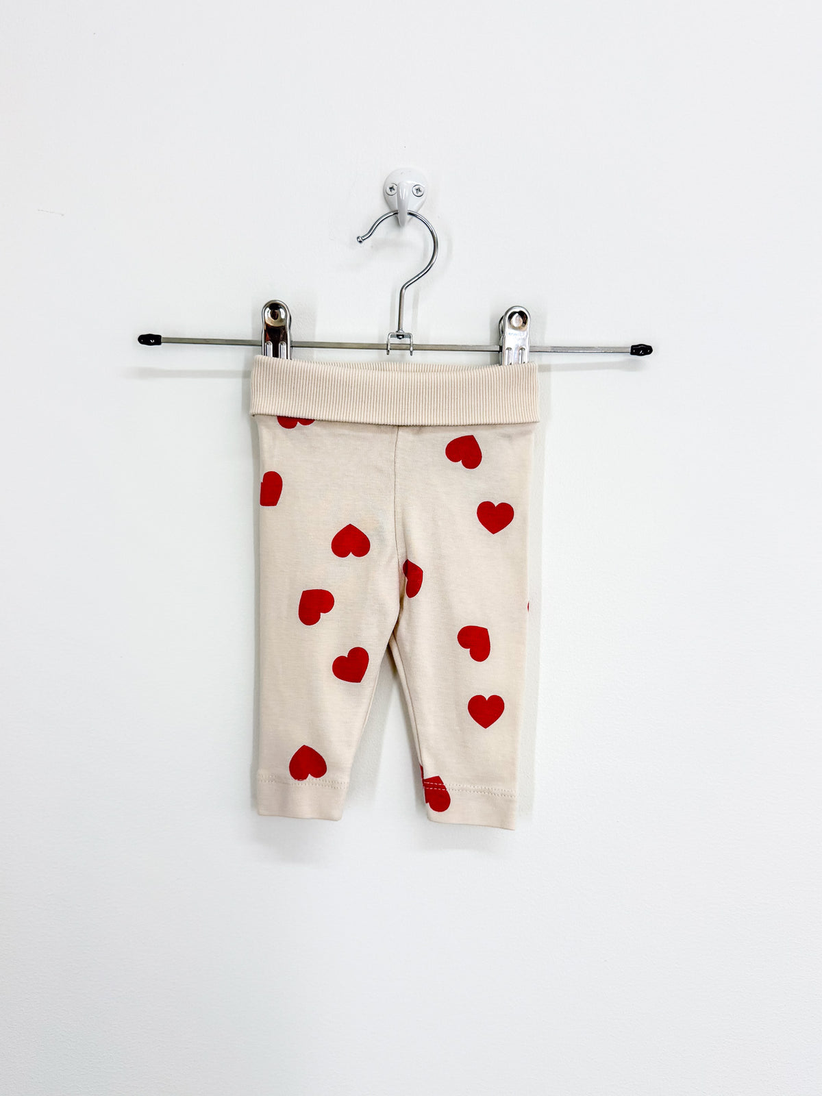 H&M organic fold over heart leggings (newborn)