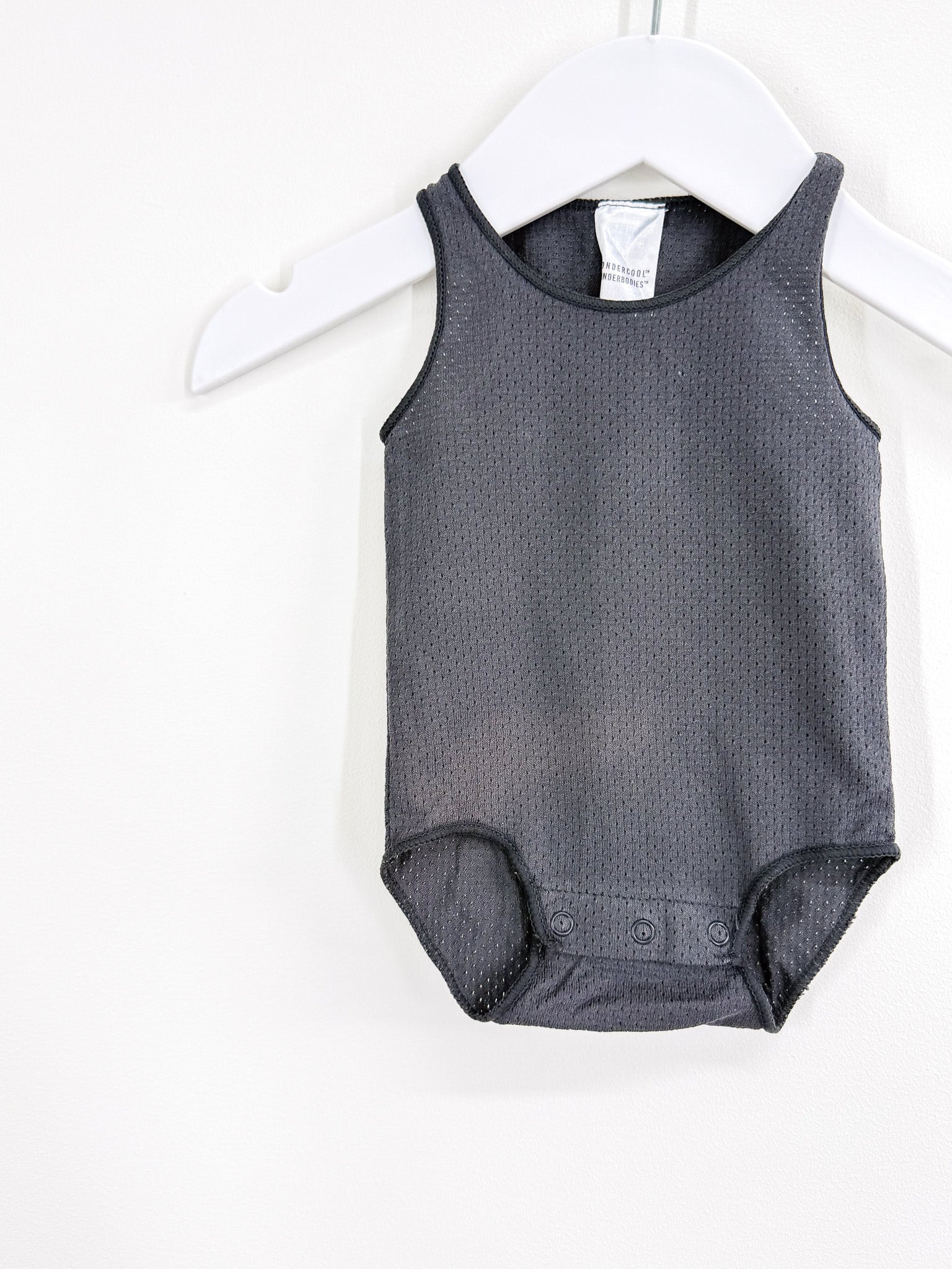 Bonds wondercool singletsuit - charcoal (newborn)