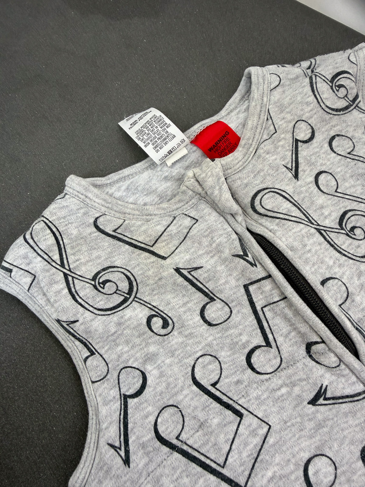 Bonds sleeping bag - music notes (3-6m)
