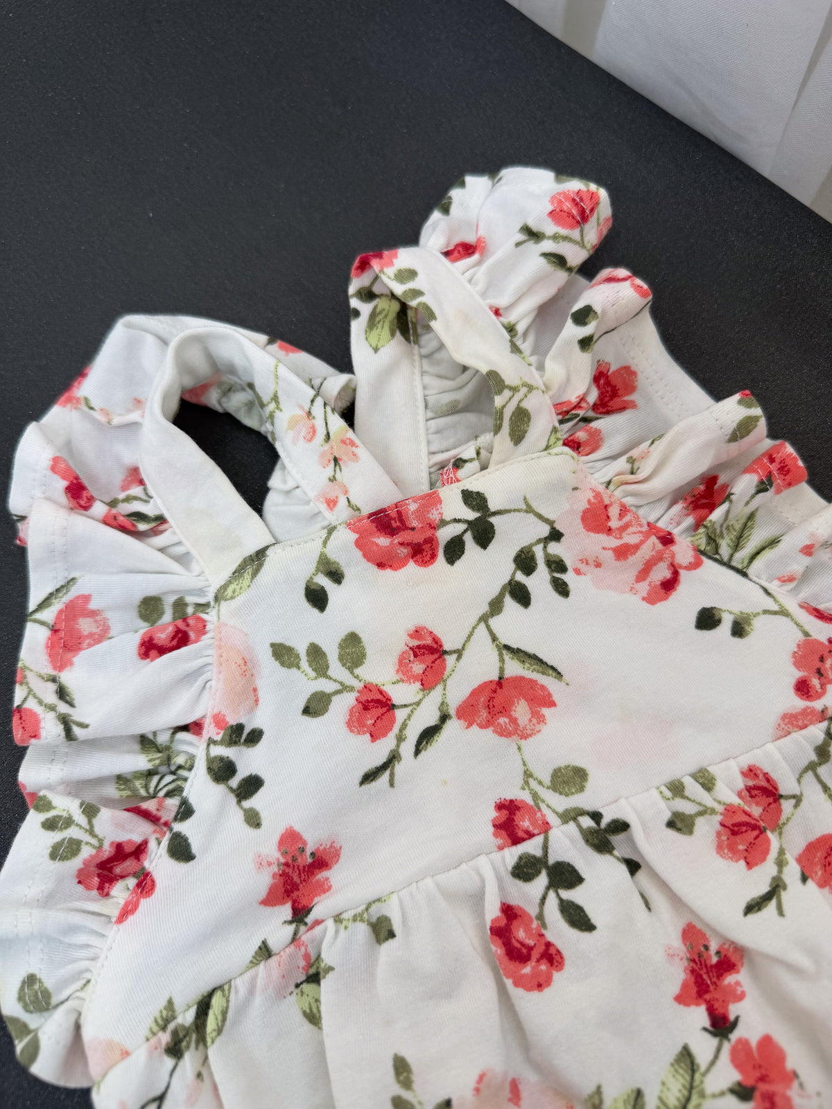 Designer Kidz floral frill romper (3-6m)