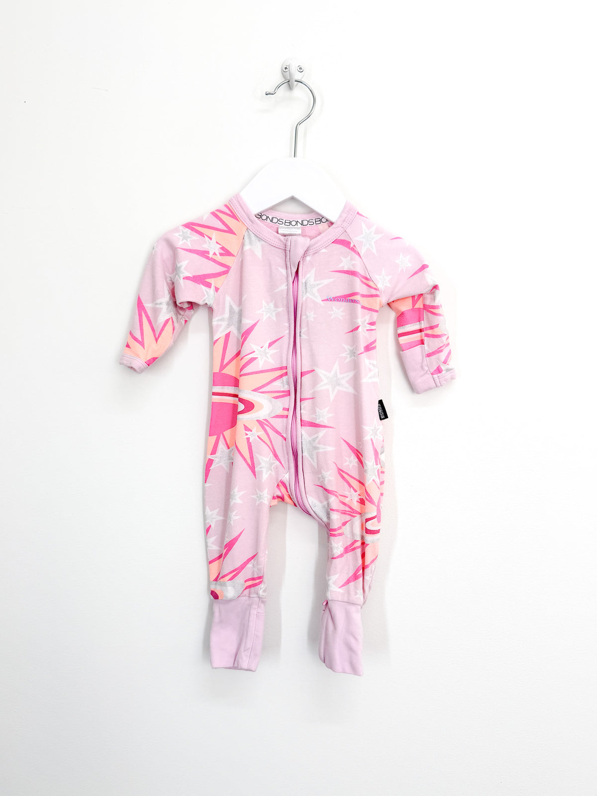 Bonds wondersuit - pink silver stars (0-3m)