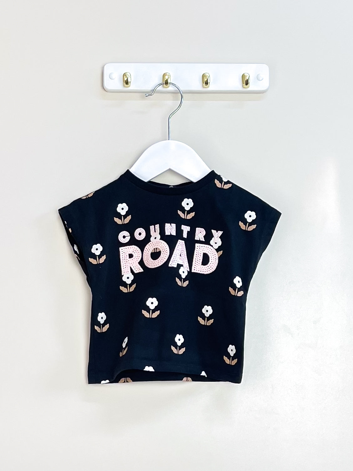 Country Road organic sequin logo tee (6-12m)