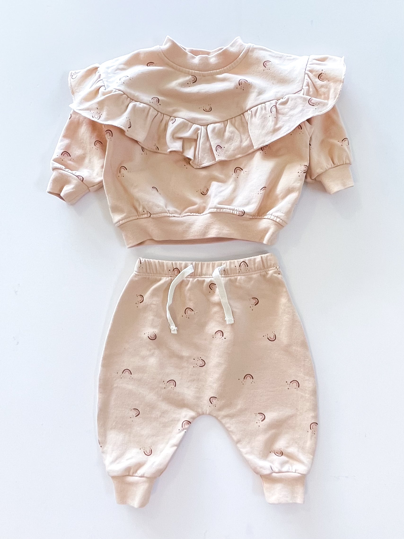 Quincy Mae organic ruffle set (0-3m)