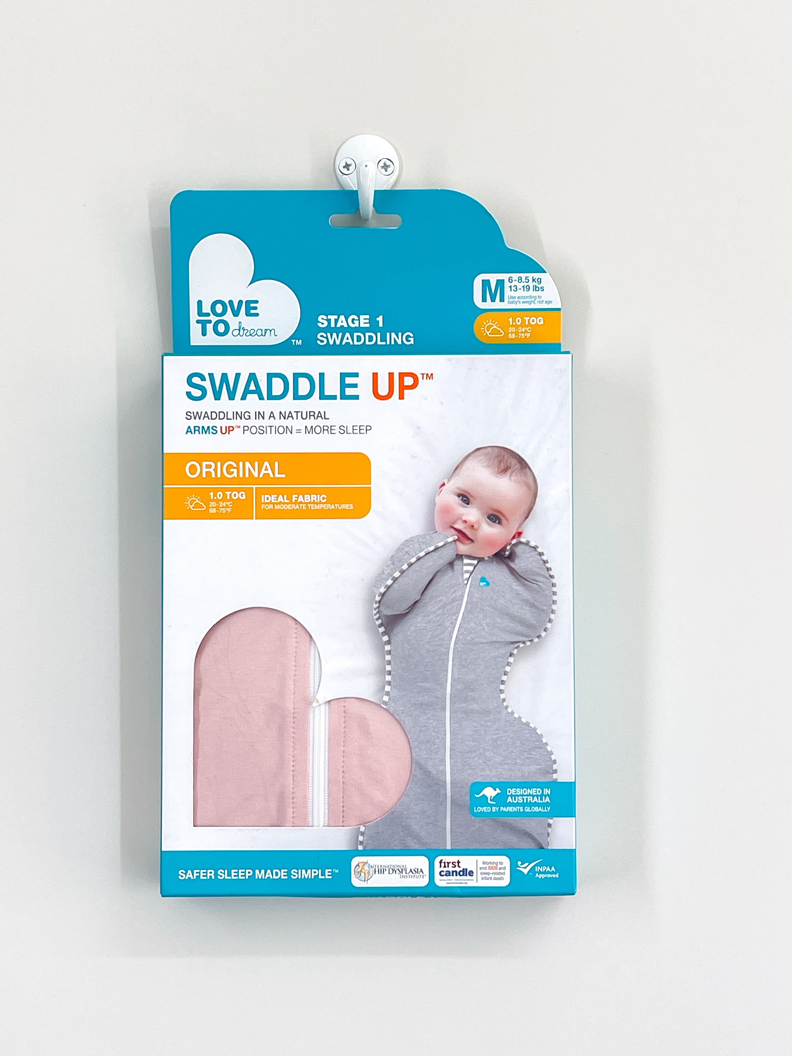 BNWT Love To Dream swaddle 1.0 tog (med)